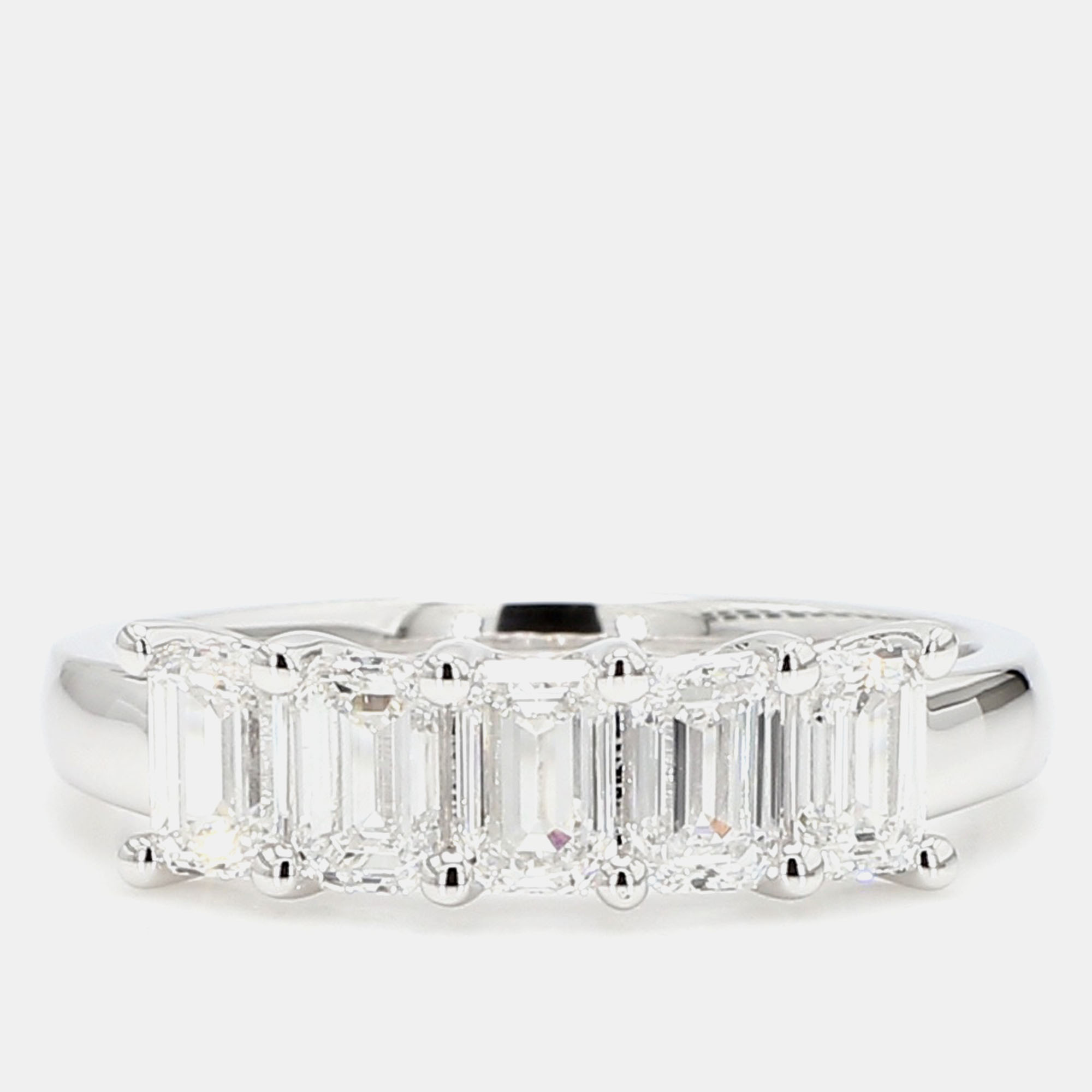 1.500 cts Emerald Lab Grown Diamond 14k White Gold 5 Stone Wedding Band US 7
1.500 cts Emerald Lab Grown Diamond 14k White Gold 5 Stone Wedding Band US 7