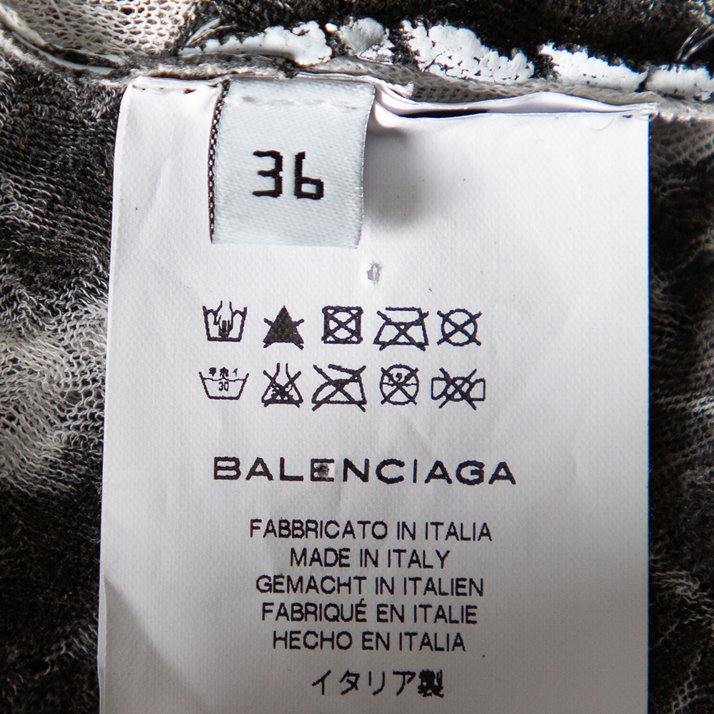 Balenciaga Monochrome Textured Knit Button Front Cropped Cardigan S