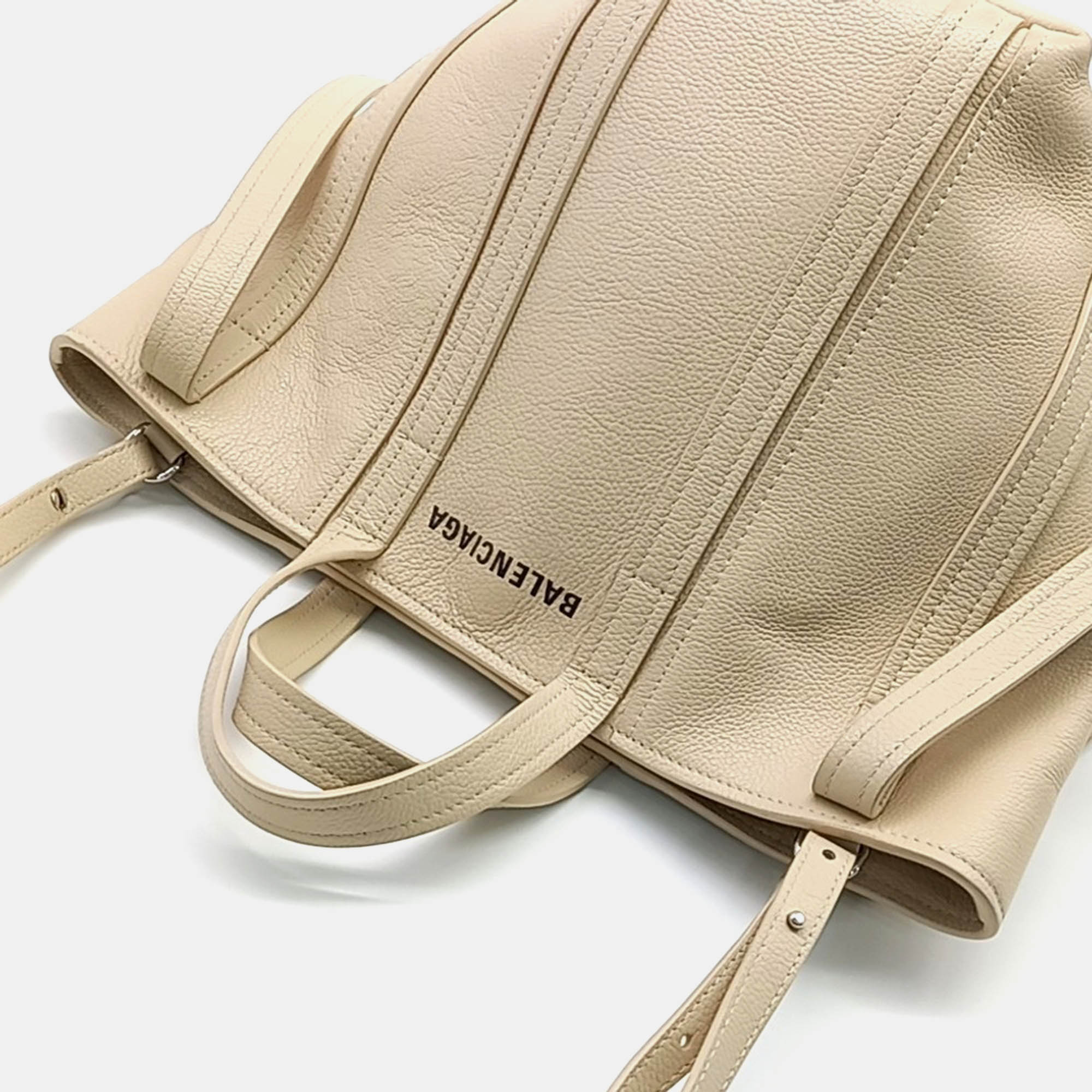 Balenciaga Beige Leather Balenciaga Everyday North South Bag