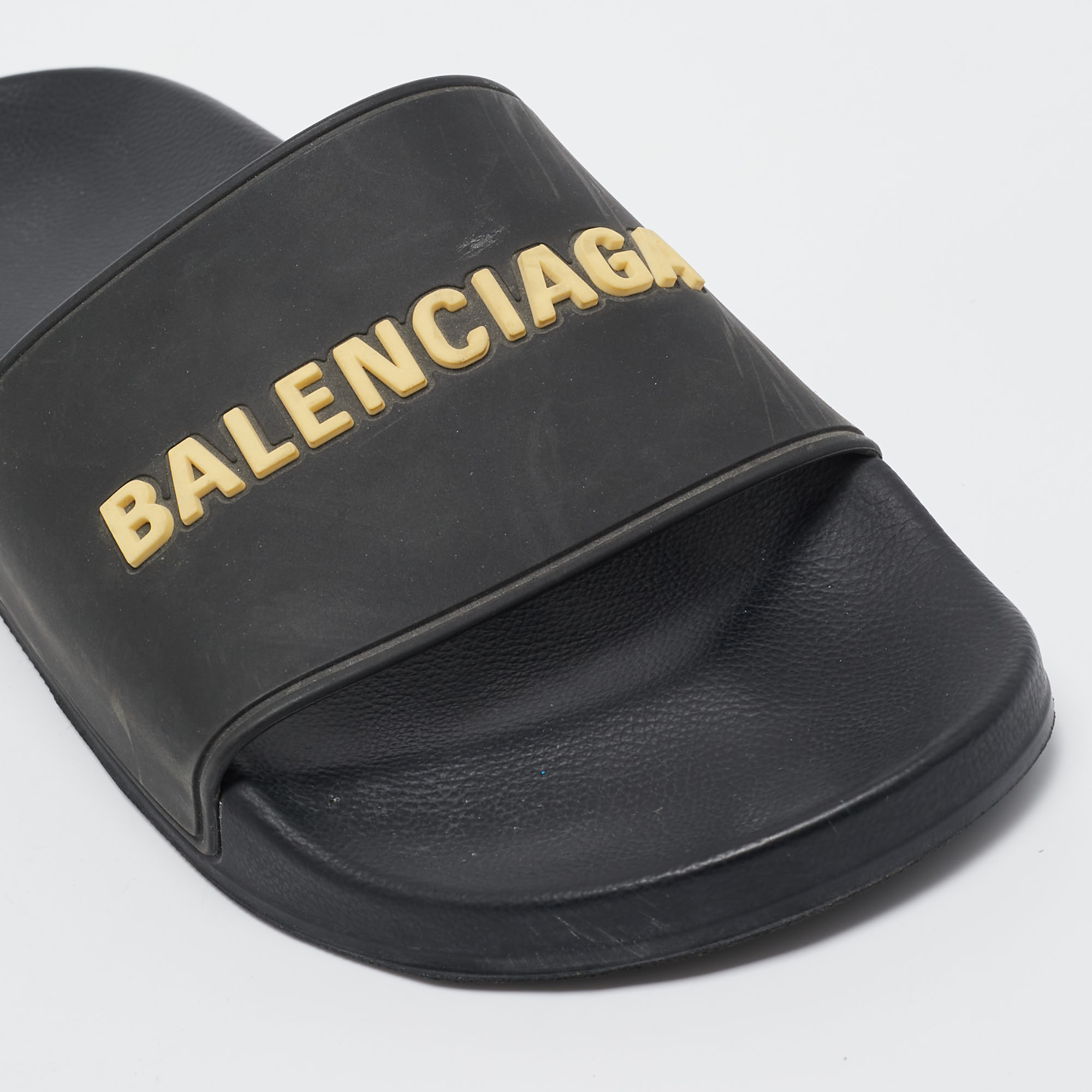 Balenciaga Black Rubber Embossed Logo Pool Slides Size 41