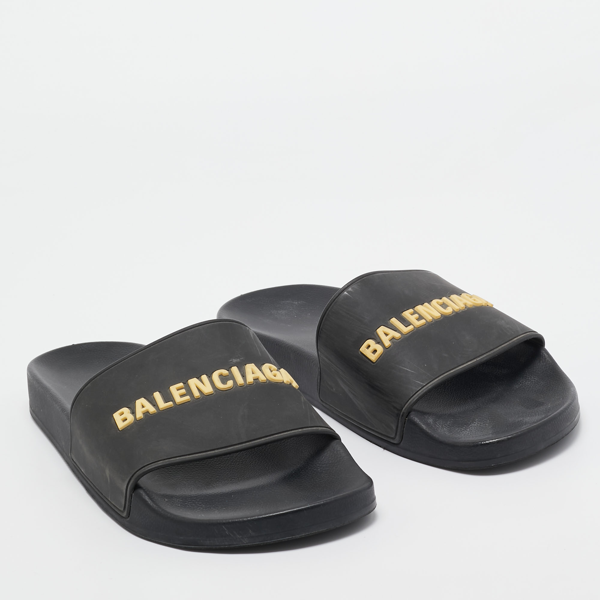 Balenciaga Black Rubber Embossed Logo Pool Slides Size 41