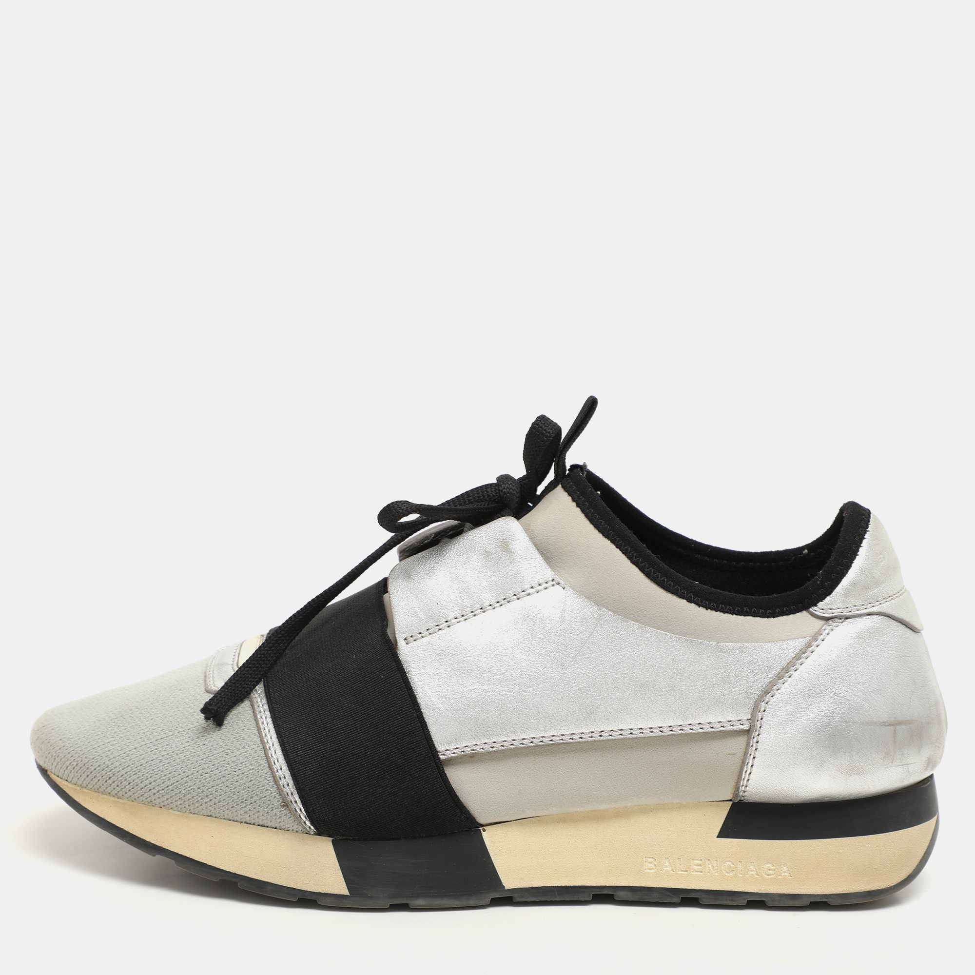 Balenciaga Silver Leather and Knit Fabric Race Runner Low Top Sneakers Size
Balenciaga Silver Leather and Knit Fabric Race Runner Low Top Sneakers Size