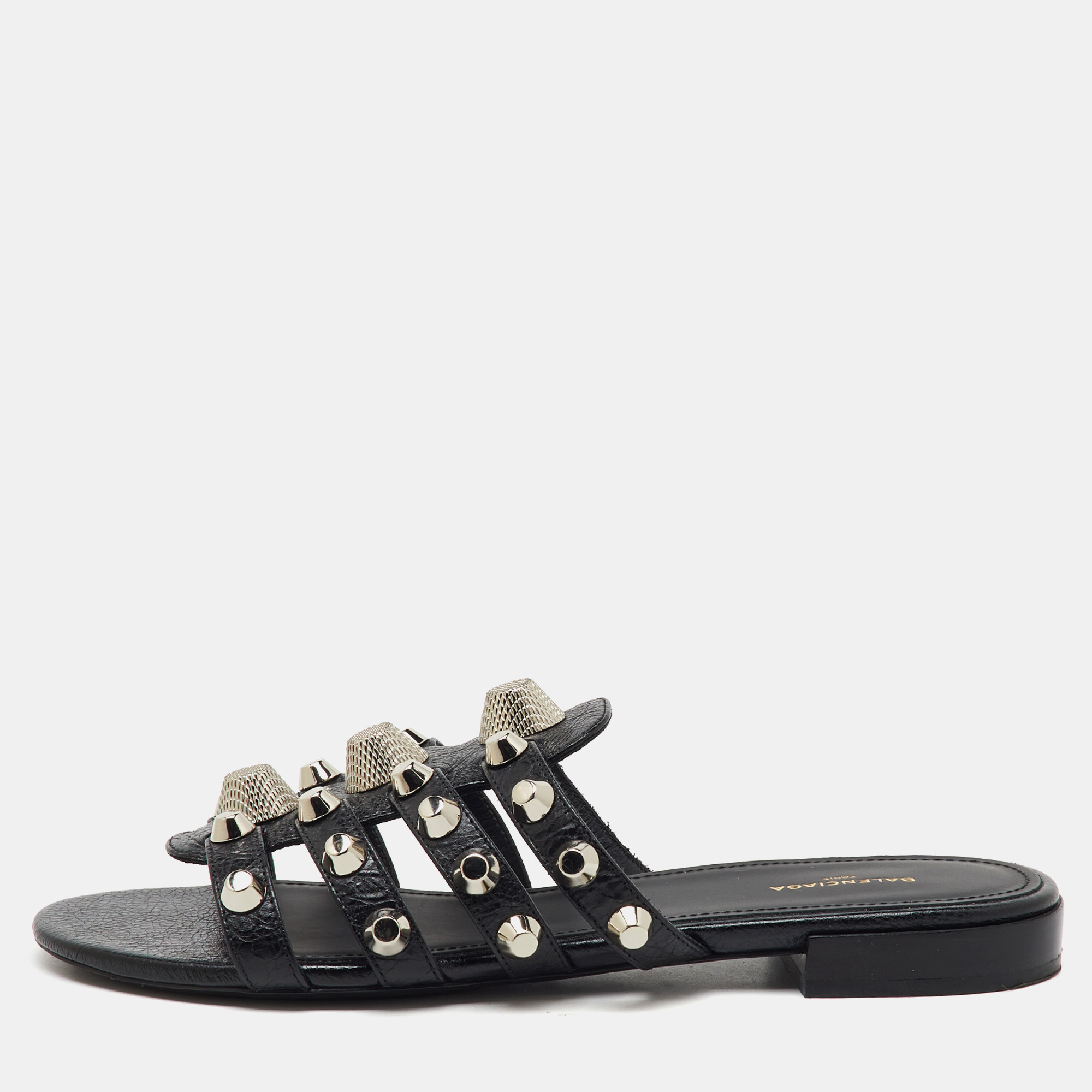Balenciaga Black Studded Leather Arena Strappy Flat Slides Size
Balenciaga Black Studded Leather Arena Strappy Flat Slides Size