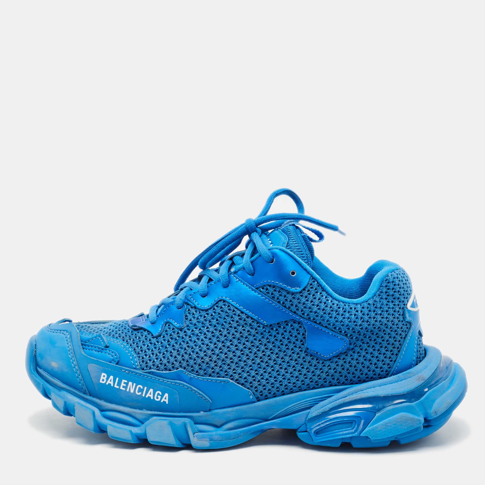 Balenciaga Blue Faux Leather and Mesh Track Lace Up Sneakers Size
Balenciaga Blue Faux Leather and Mesh Track Lace Up Sneakers Size