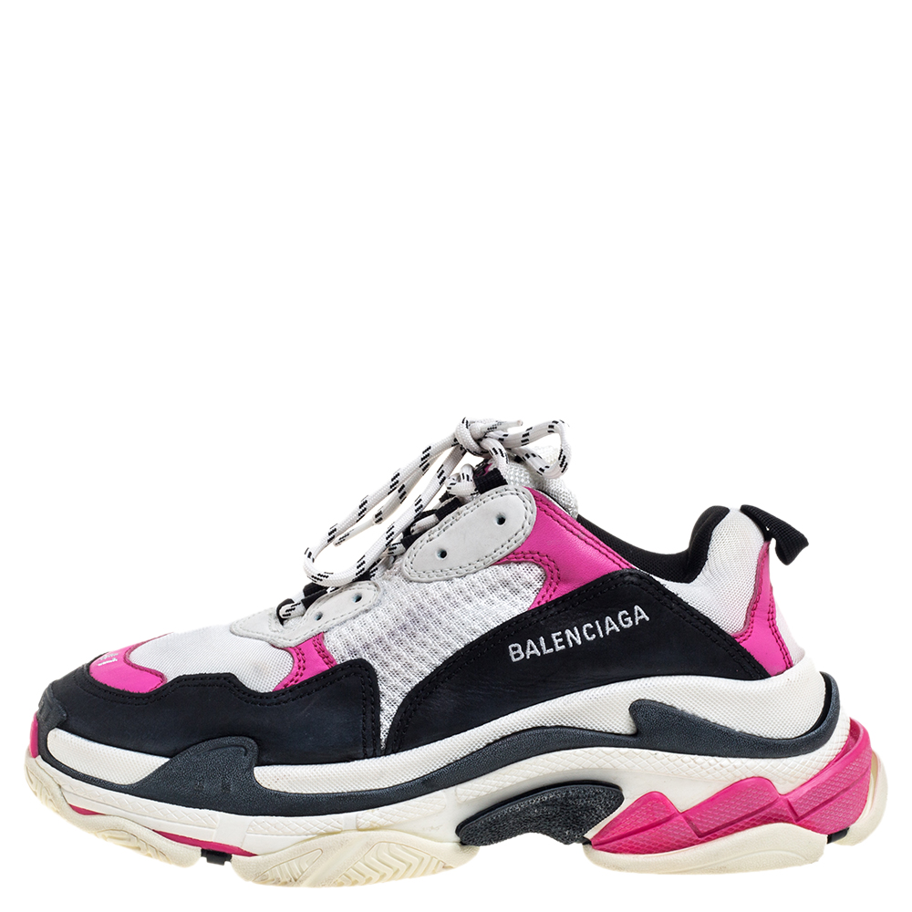 Balenciaga Multicolor Leather And Mesh Triple S Platform Sneakers Size
Balenciaga Multicolor Leather And Mesh Triple S Platform Sneakers Size