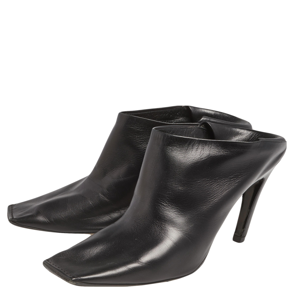 Balenciaga Black Leather Quadro Square Toe Foldable Heel Mules Size 37