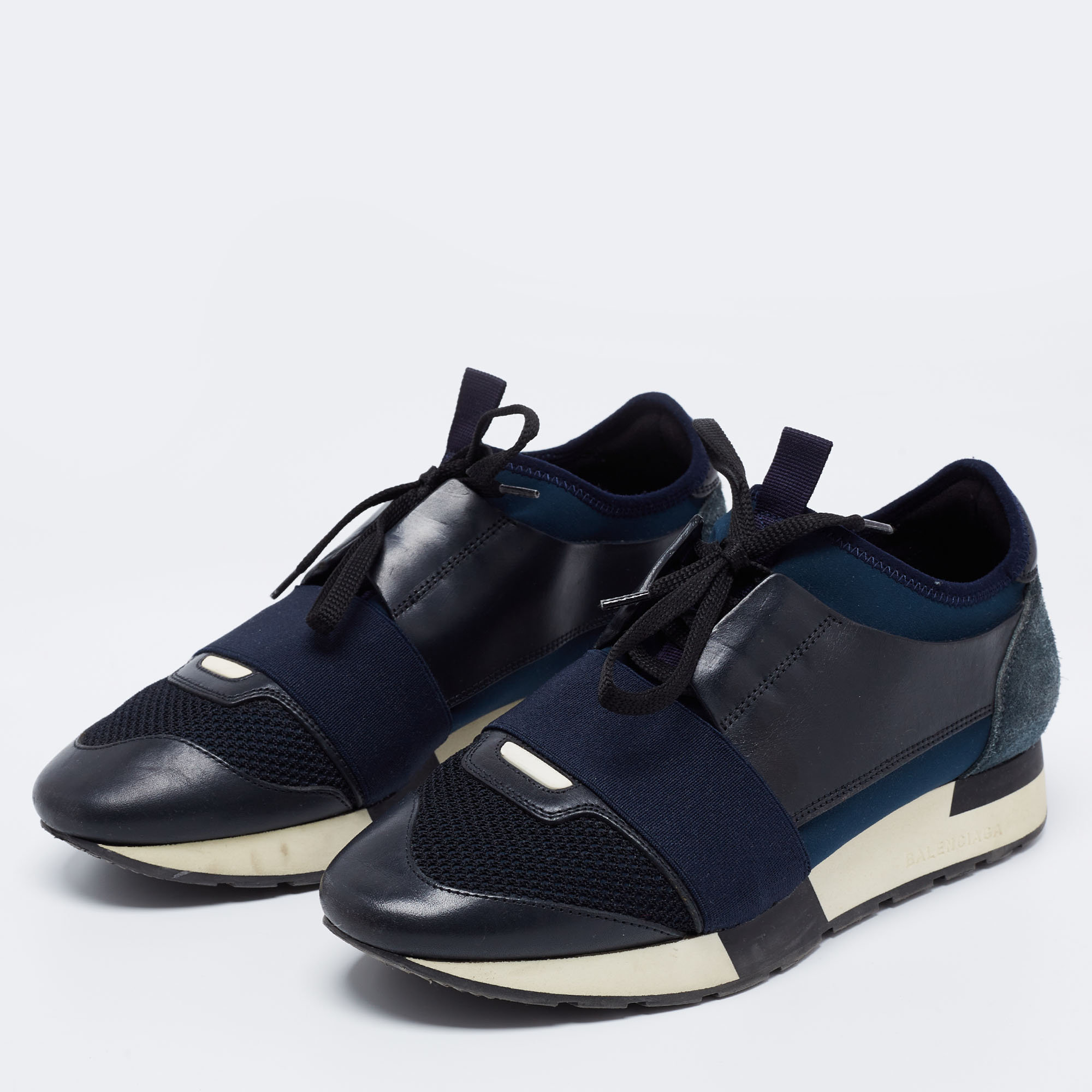 Balenciaga Navy Blue Leather And Mesh Race Runner Sneakers Size
Balenciaga Navy Blue Leather And Mesh Race Runner Sneakers Size