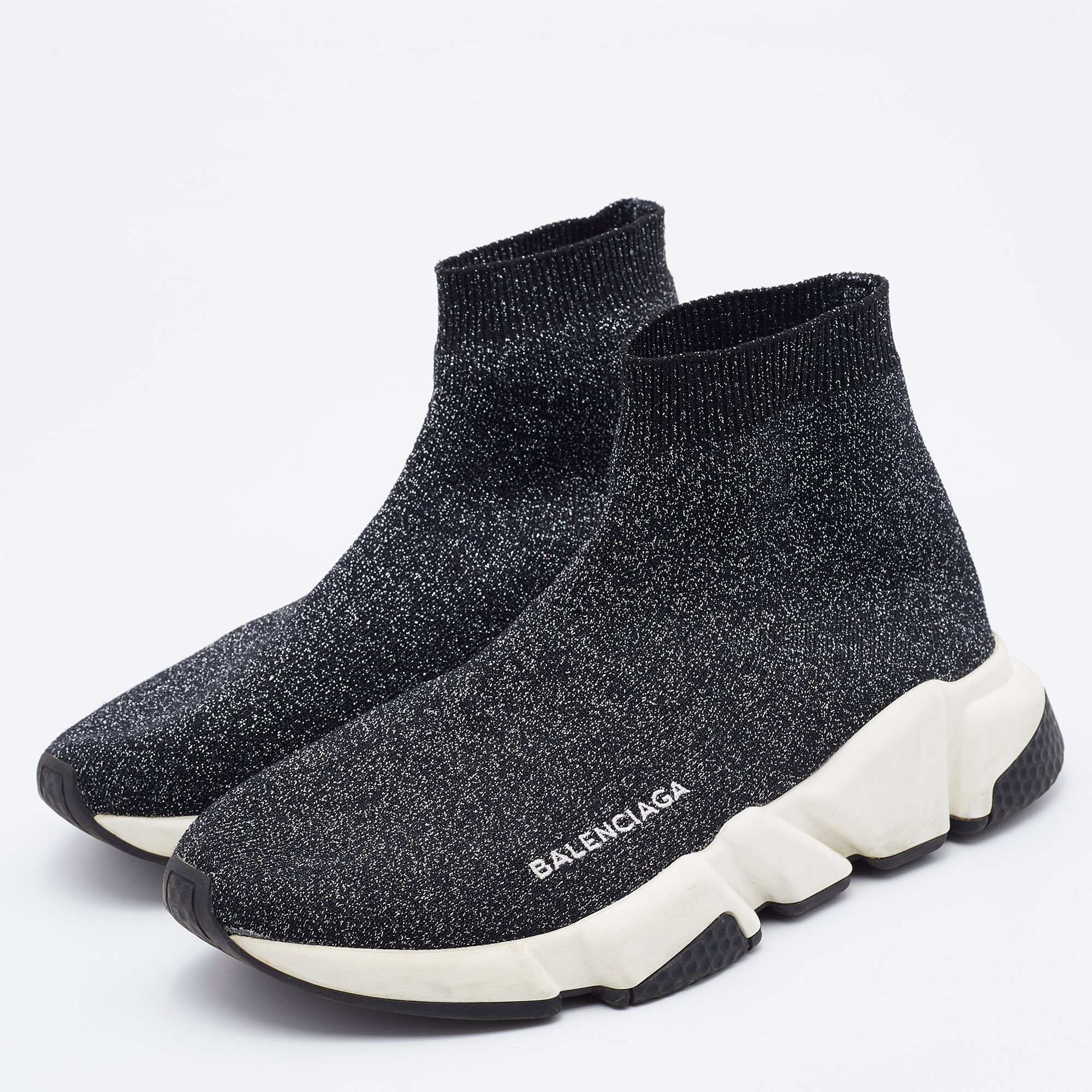 Balenciaga Black Shimmer Knit Fabric Speed Trainer Slip On Sneakers Size
Balenciaga Black Shimmer Knit Fabric Speed Trainer Slip On Sneakers Size