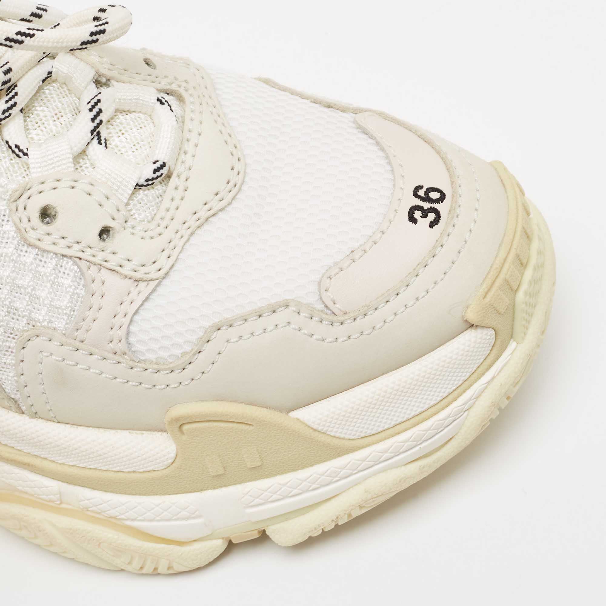 Balenciaga White/Grey Nubuck And Fabric Triple S Sneakers Size 36