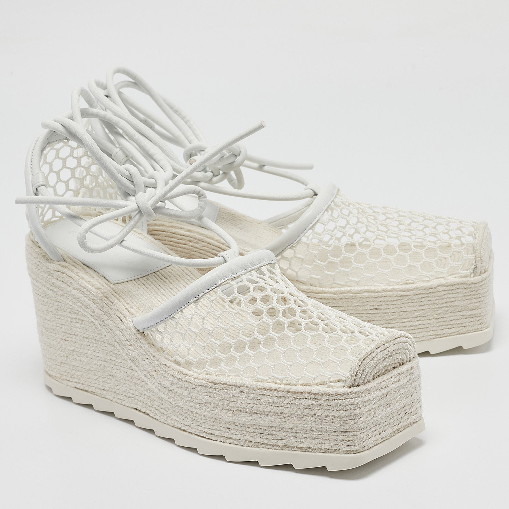 Bottega Veneta White Mesh And Leather Wedge Platform Espadrille Ankle Wrap Sandals Size 39