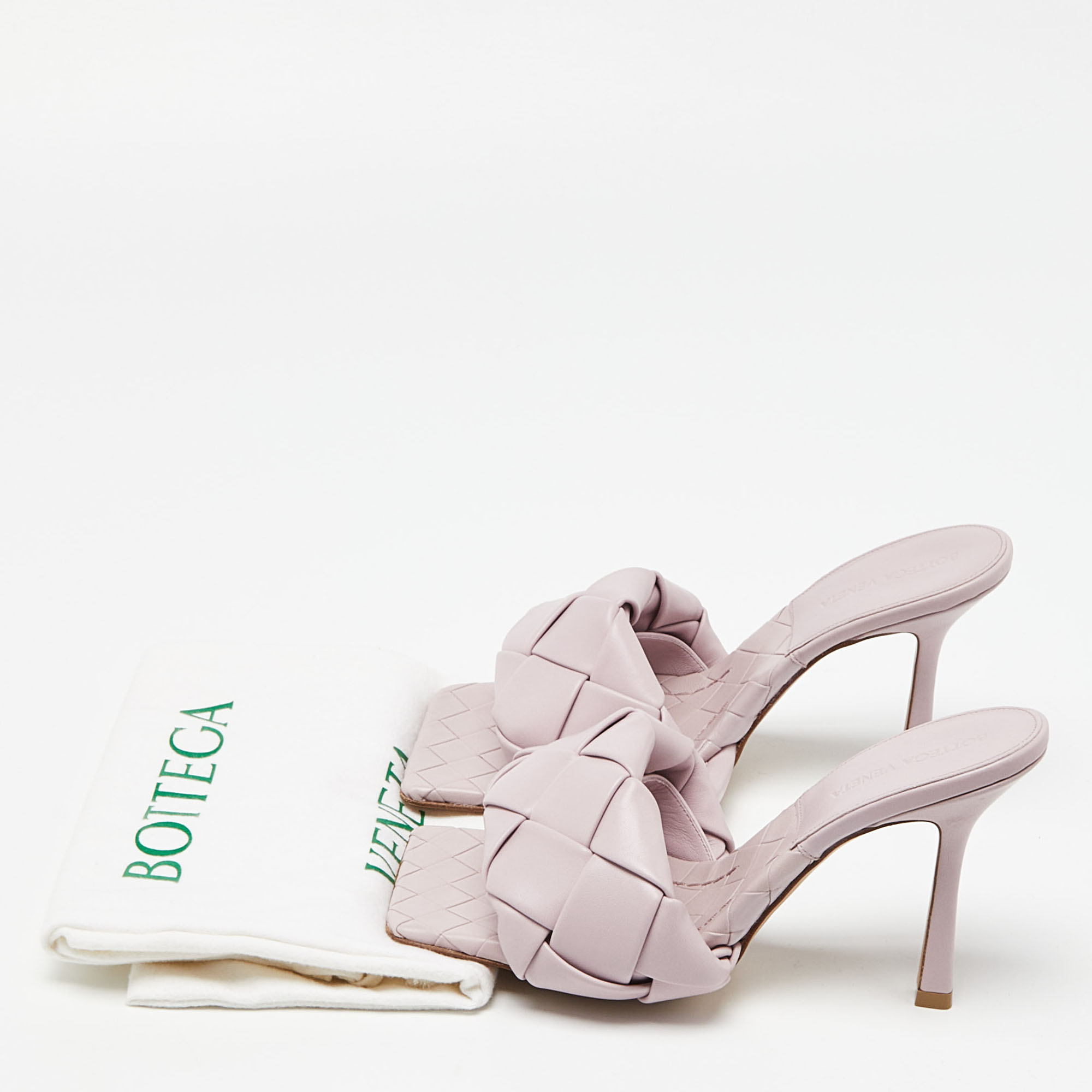 Bottega Veneta Lilac Intrecciato Leather Lido Slide Sandals Size 38