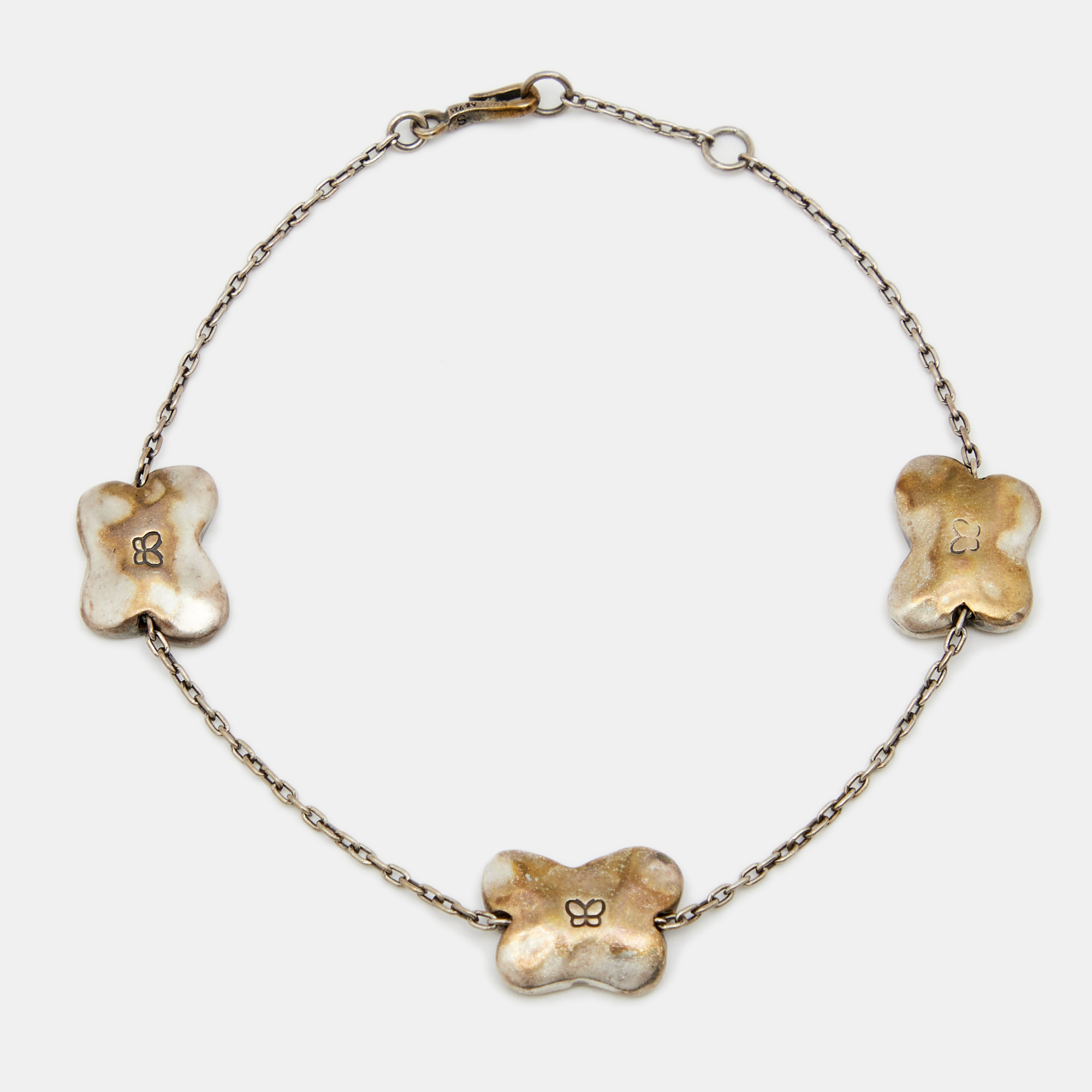 Bottega Veneta Intrecciato Engraved Butterfly Charm Sterling Silver Bracelet
Bottega Veneta Intrecciato Engraved Butterfly Charm Sterling Silver Bracelet