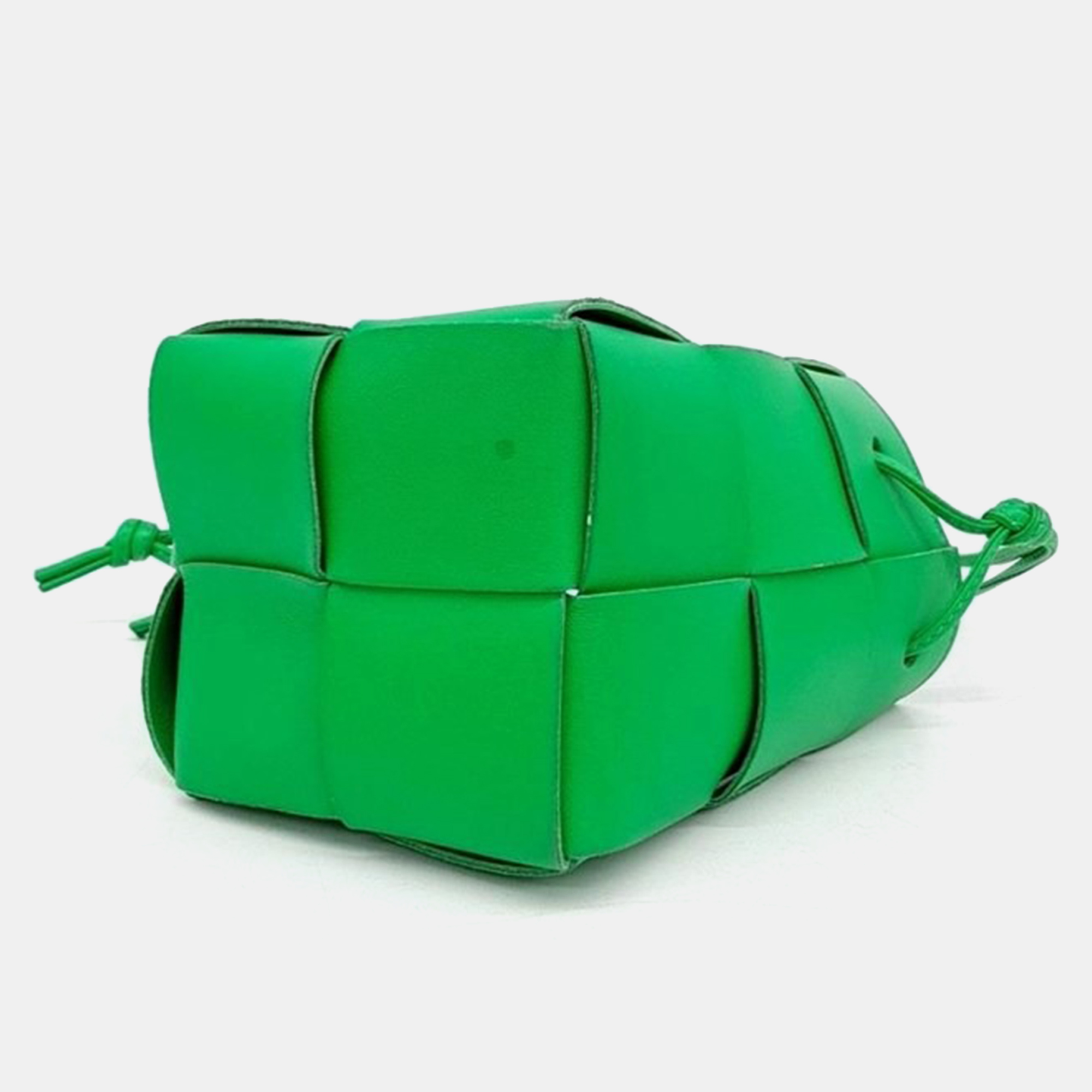 Bottega Veneta Green Leather Cassette Bucket Bag