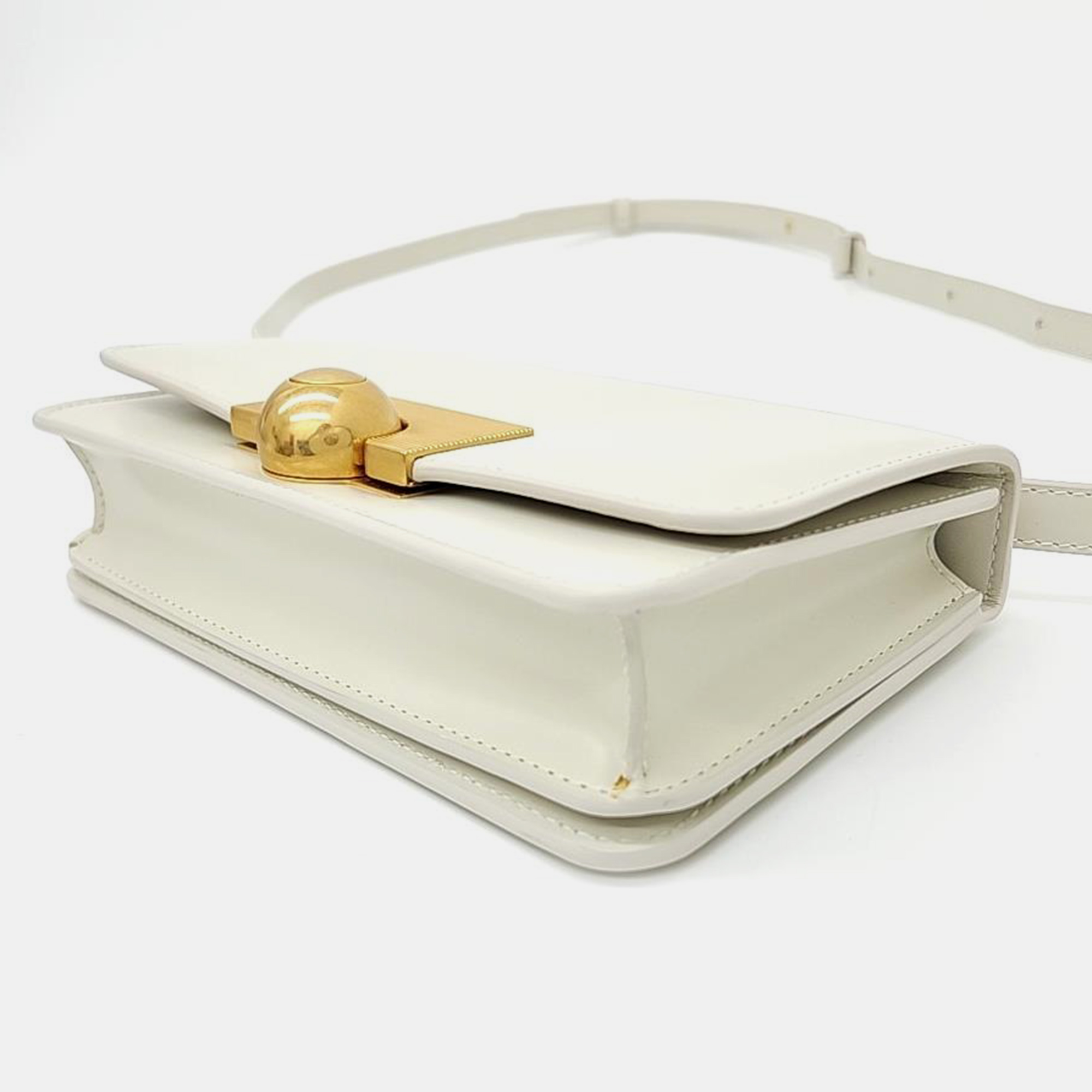 Bottega Veneta White BV Classic Bag