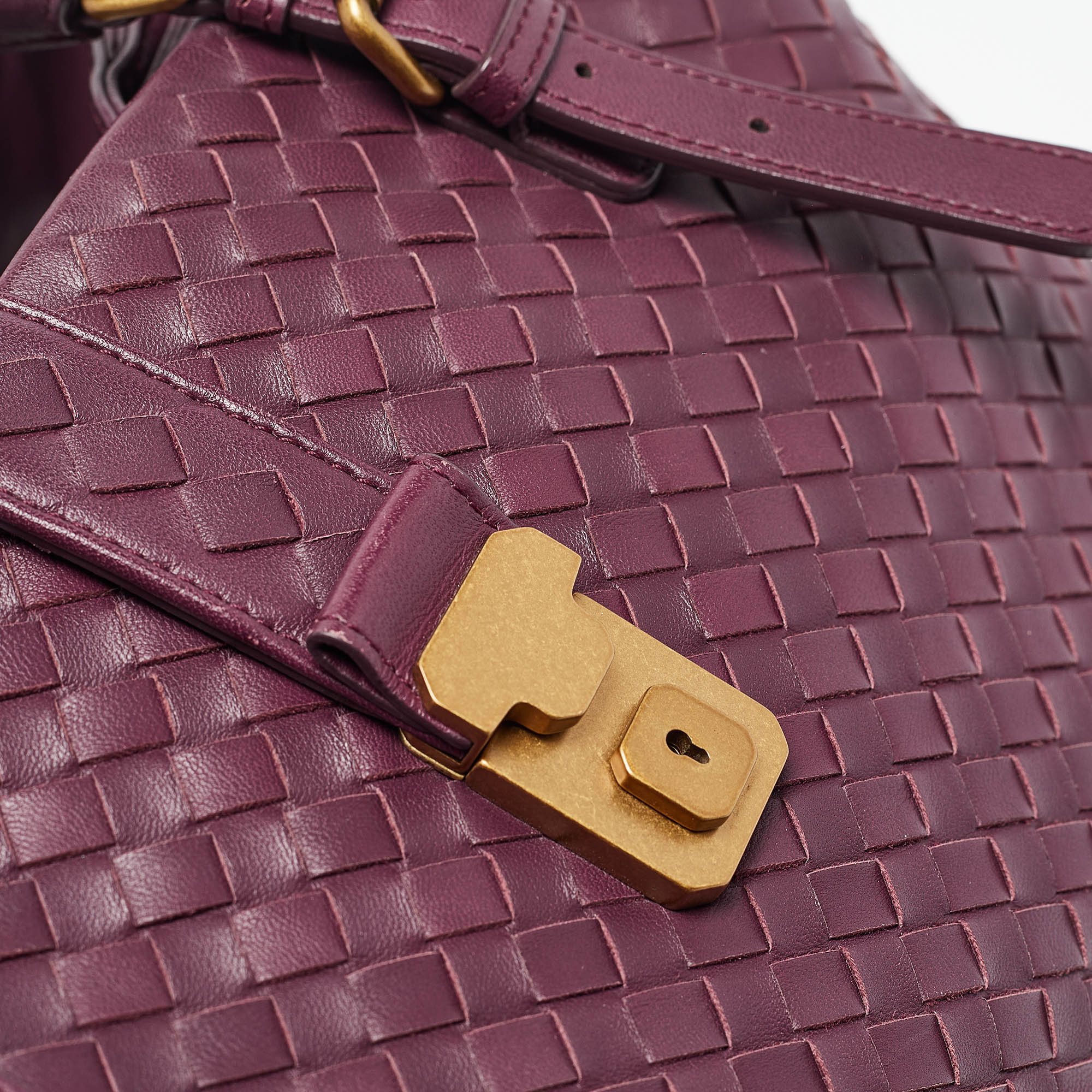 Bottega Veneta Plum Intrecciato Leather Medium Roma Tote