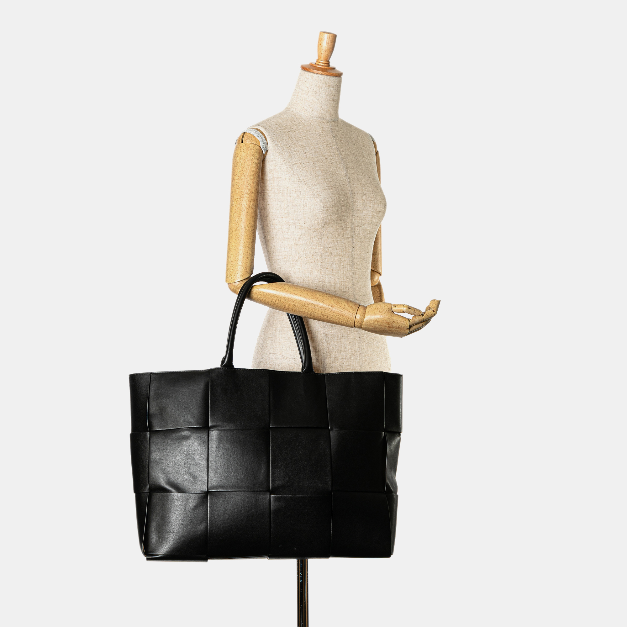 Bottega Veneta Black Lambskin Intrecciato Arco Large Tote Bag