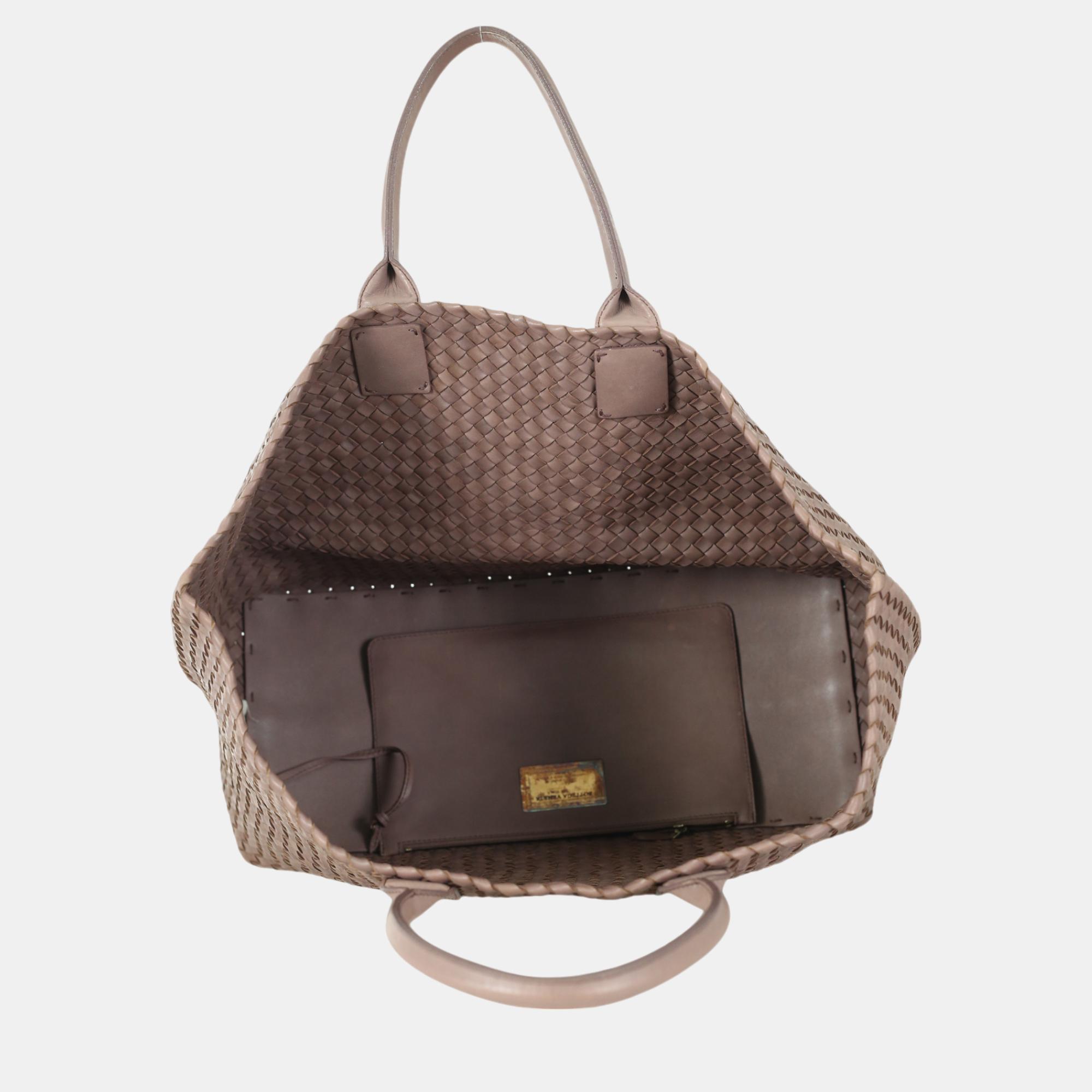 Bottega Veneta Brown Classic Intrecciato Large Cabat Bag