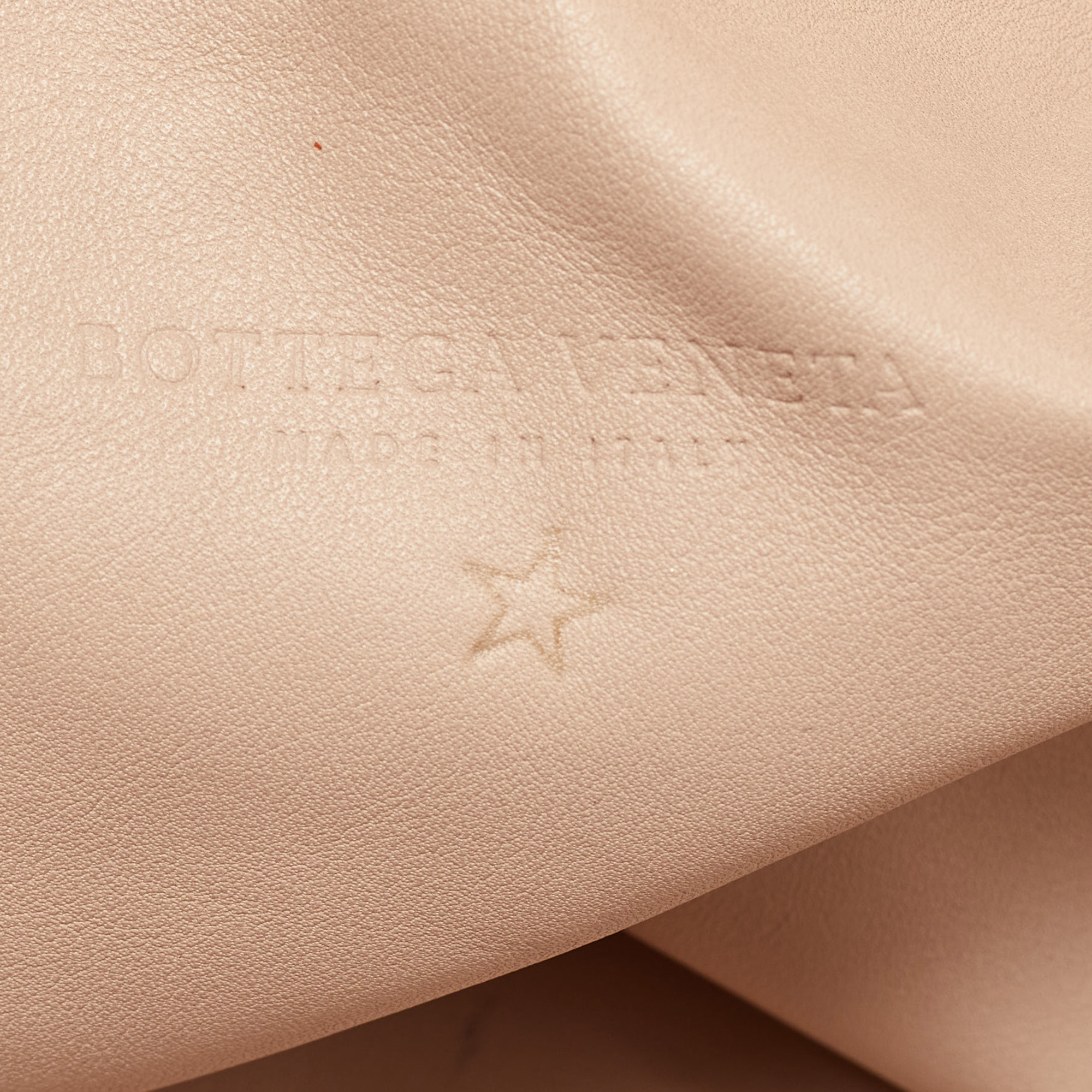 Bottega Veneta Beige Leather Classic Pouch Clutch