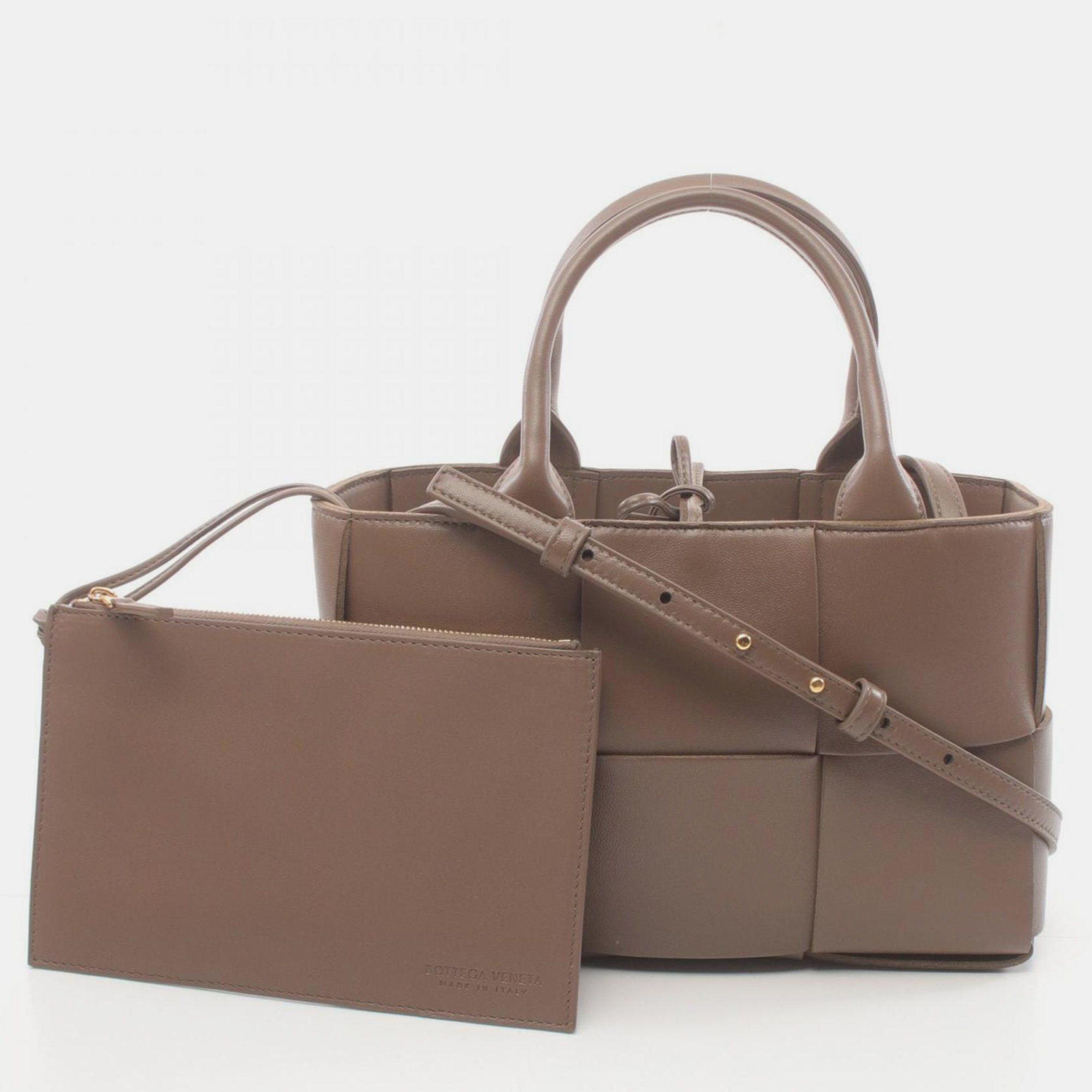 Bottega Veneta Leather Brown Arco Tote Bag