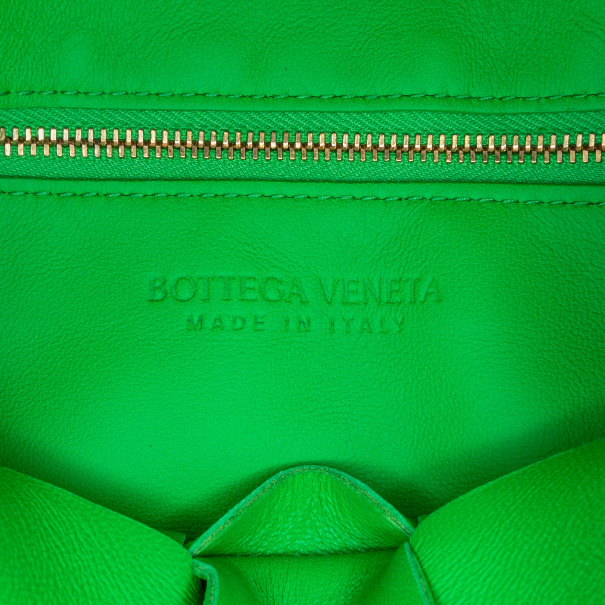 Bottega Veneta Green Leather Bottega Veneta Nappa Intrecciato Fringed Cassette Crossbody