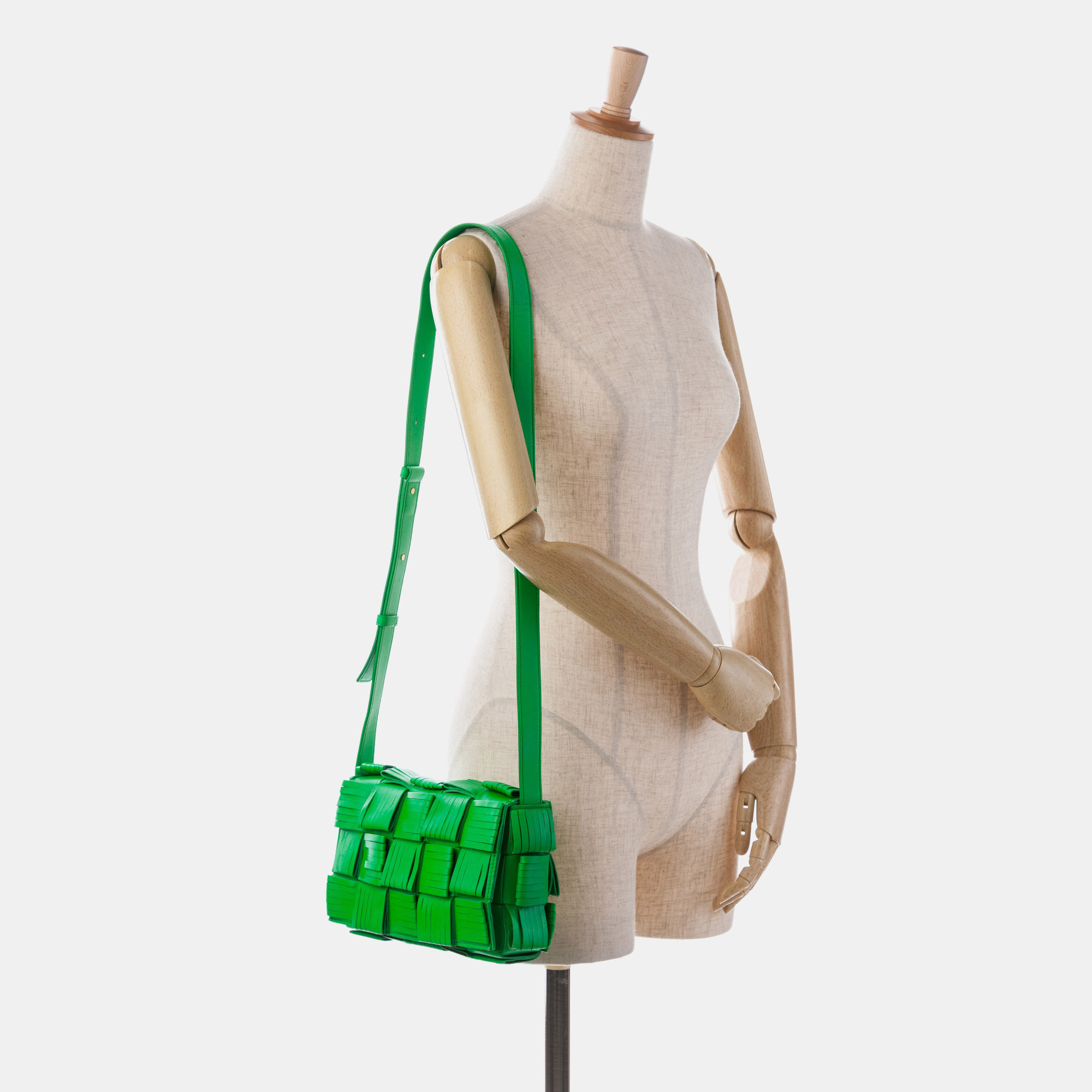 Bottega Veneta Green Leather Bottega Veneta Nappa Intrecciato Fringed Cassette Crossbody