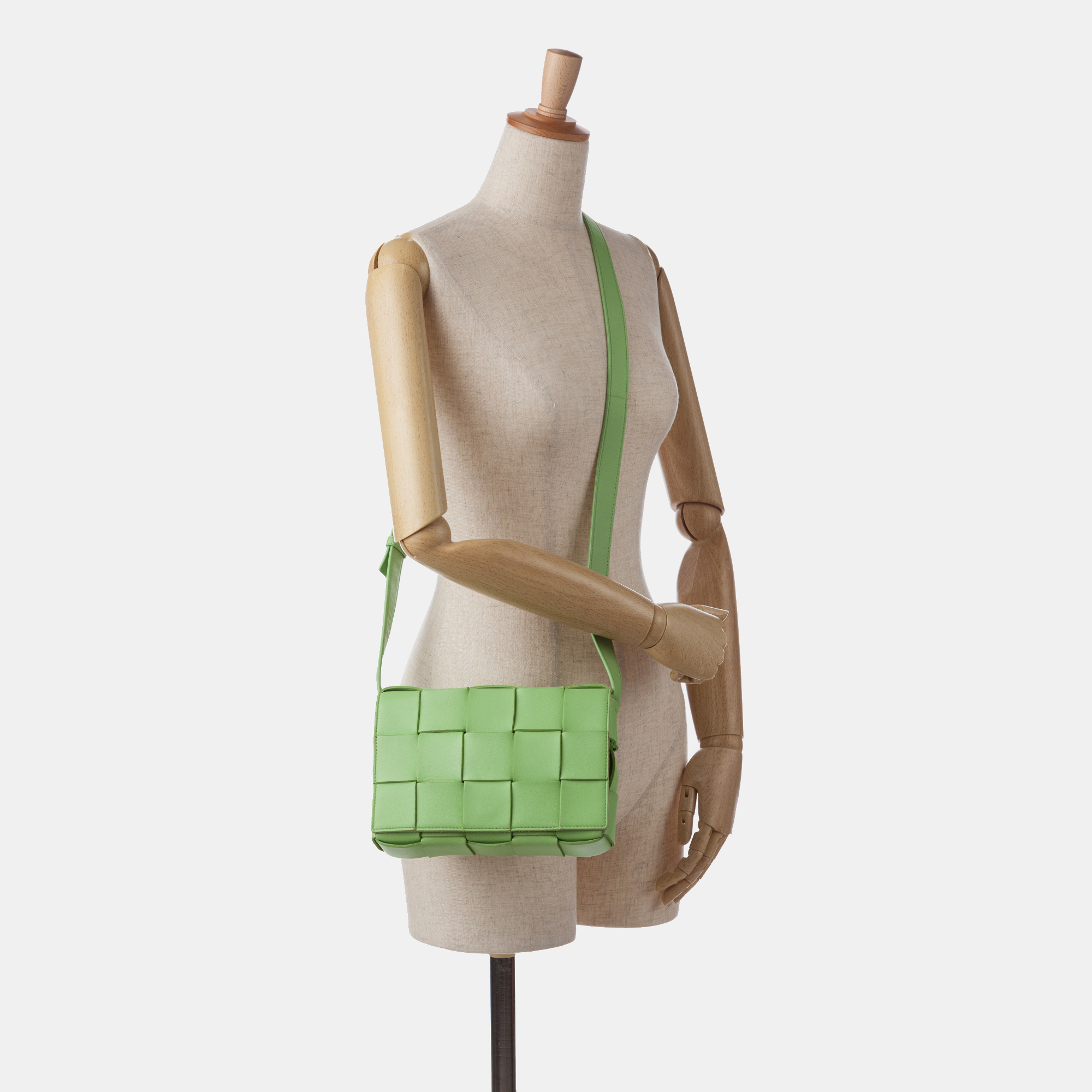 Bottega Veneta Green Leather Bottega Veneta Nappa Intrecciato Cassette Crossbody