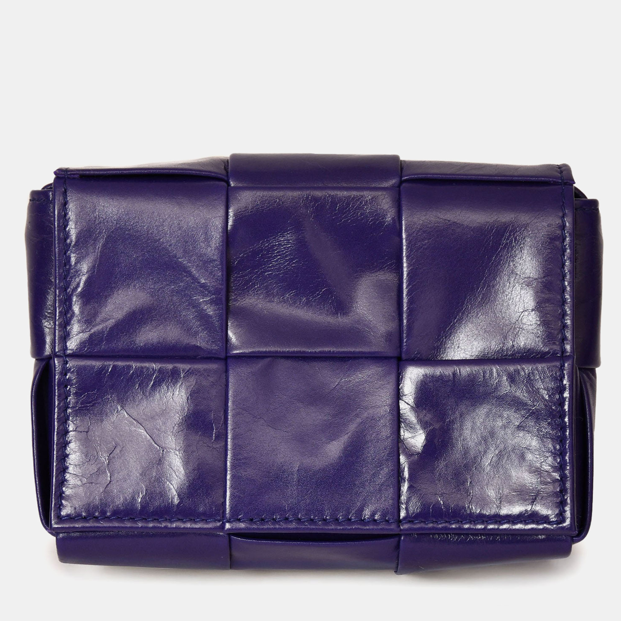 Bottega Veneta Purple Leather Mini Cassette Crossbody
Bottega Veneta Purple Leather Mini Cassette Crossbody