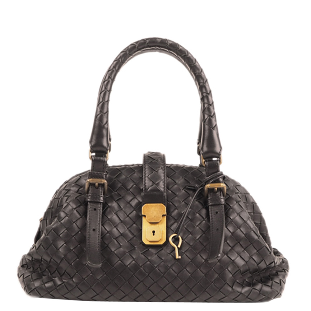 Image of Bottega Veneta Black Leather Intrecciato Shoulder Bag