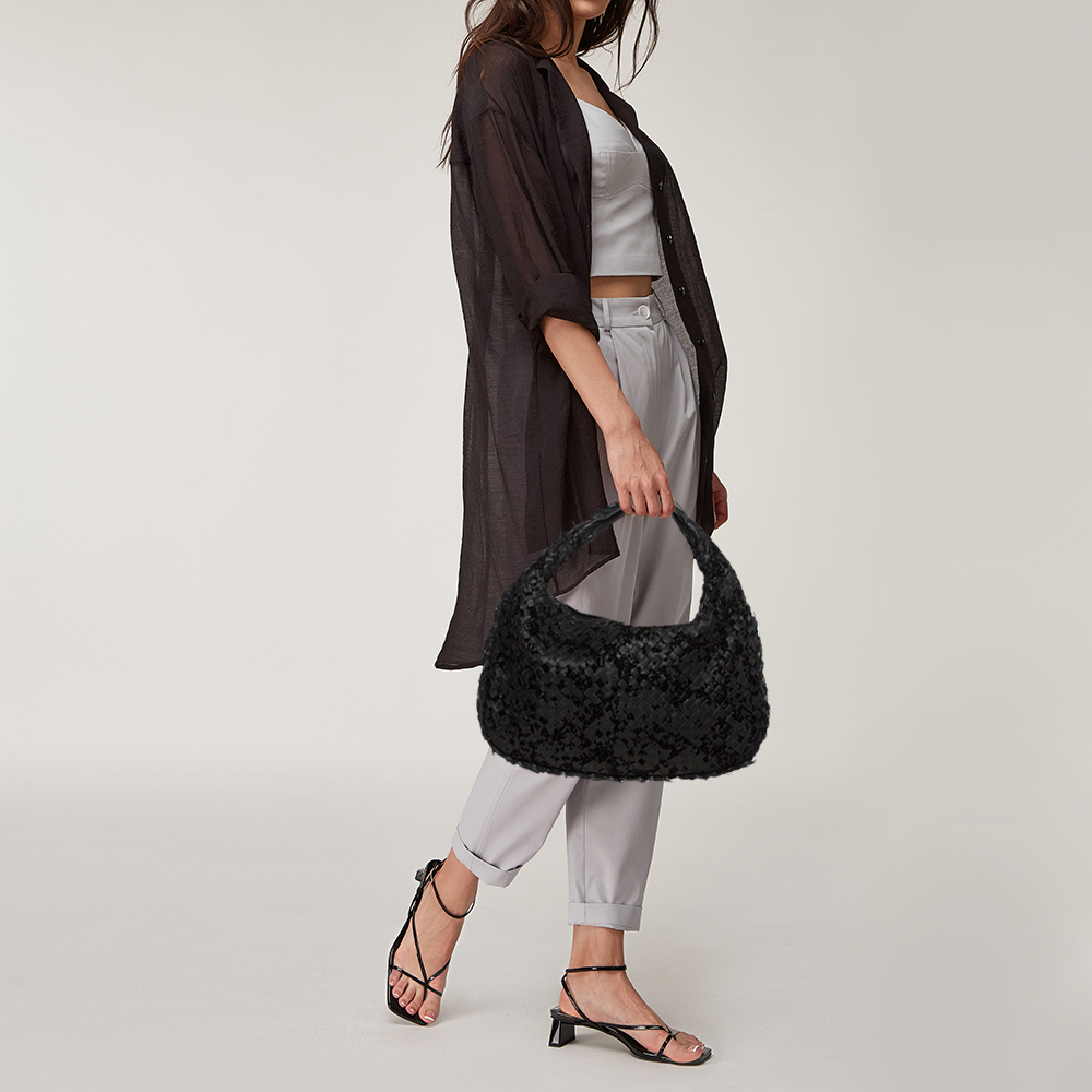 Bottega Veneta Black Intrecciato Leather and Velvet Medium Veneta Hobo
Bottega Veneta Black Intrecciato Leather and Velvet Medium Veneta Hobo