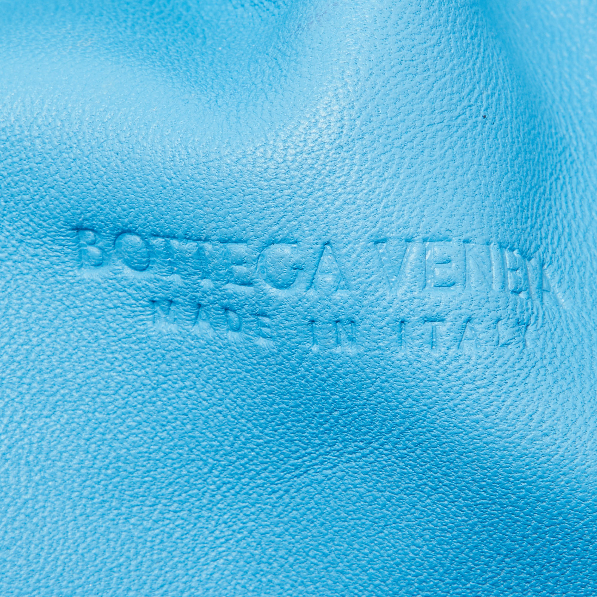 Bottega Veneta Blue Intrecciato Leather The Pouch Clutch