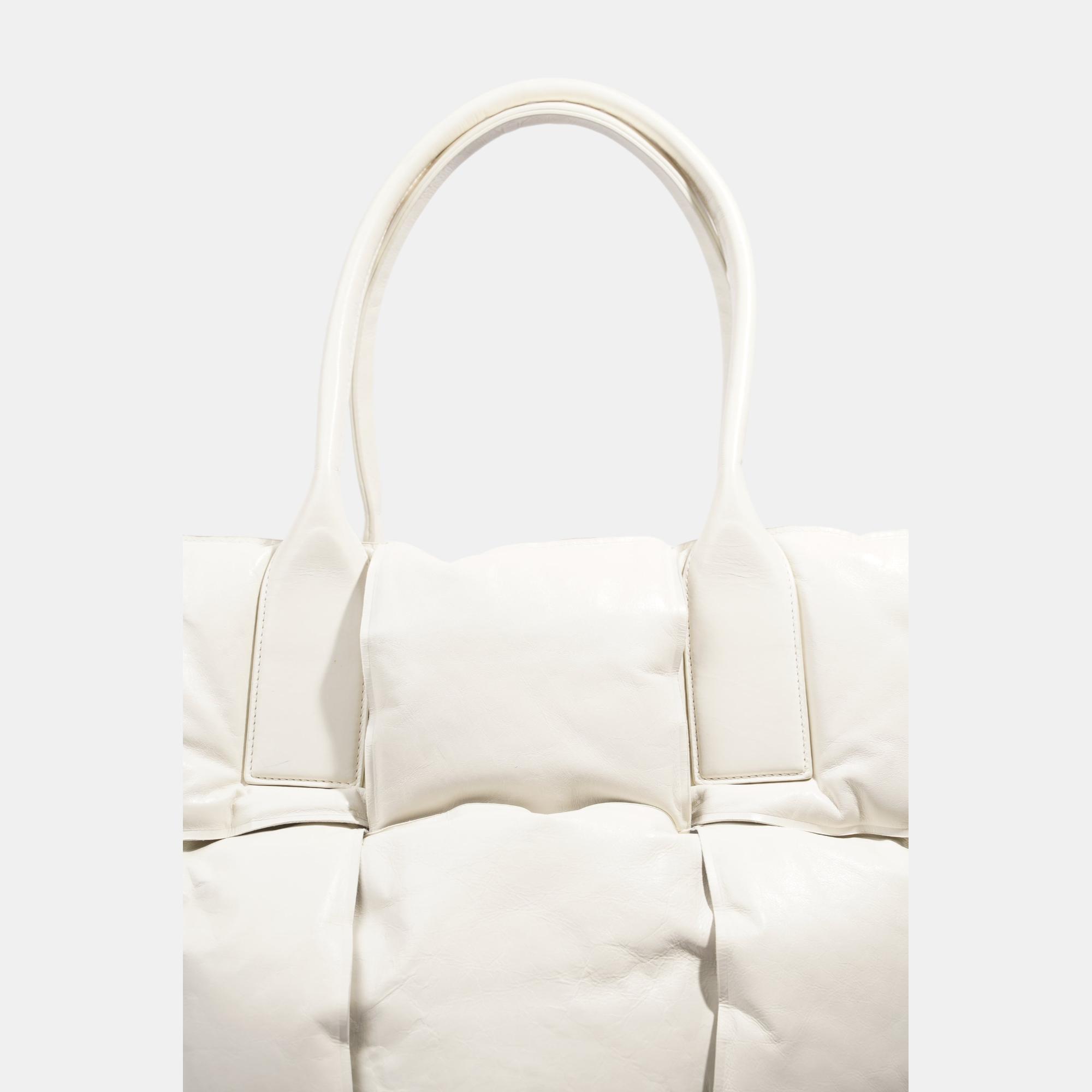 Bottega Veneta Padded Maxi Intrecciato XL Tote White Calfskin Leather XL