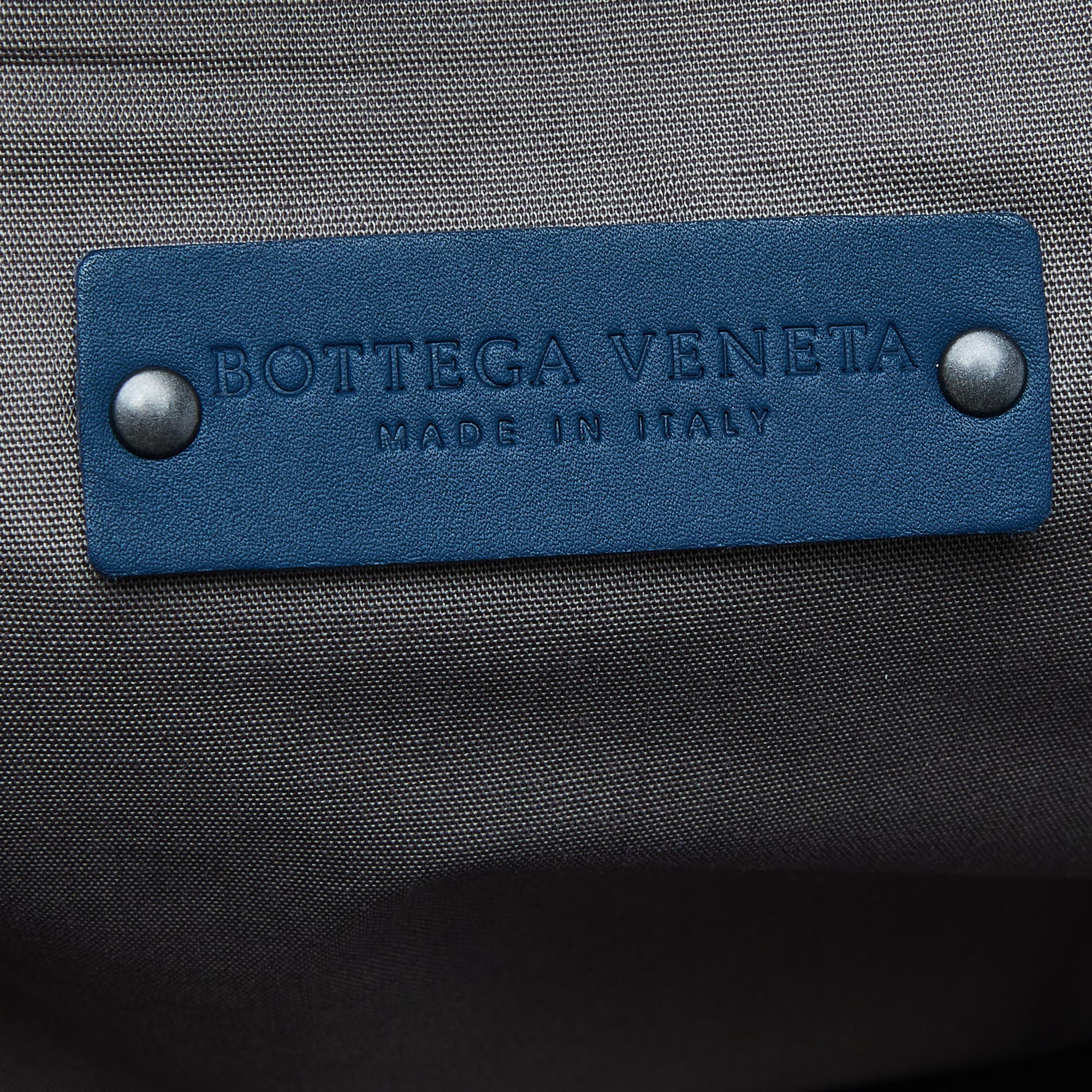Bottega Veneta Two Tone Blue Intrecciato Leather Tote
