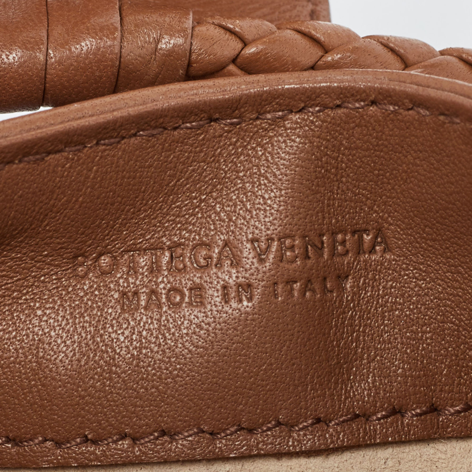 Bottega Veneta Brown Intrecciato Leather Phone Bag