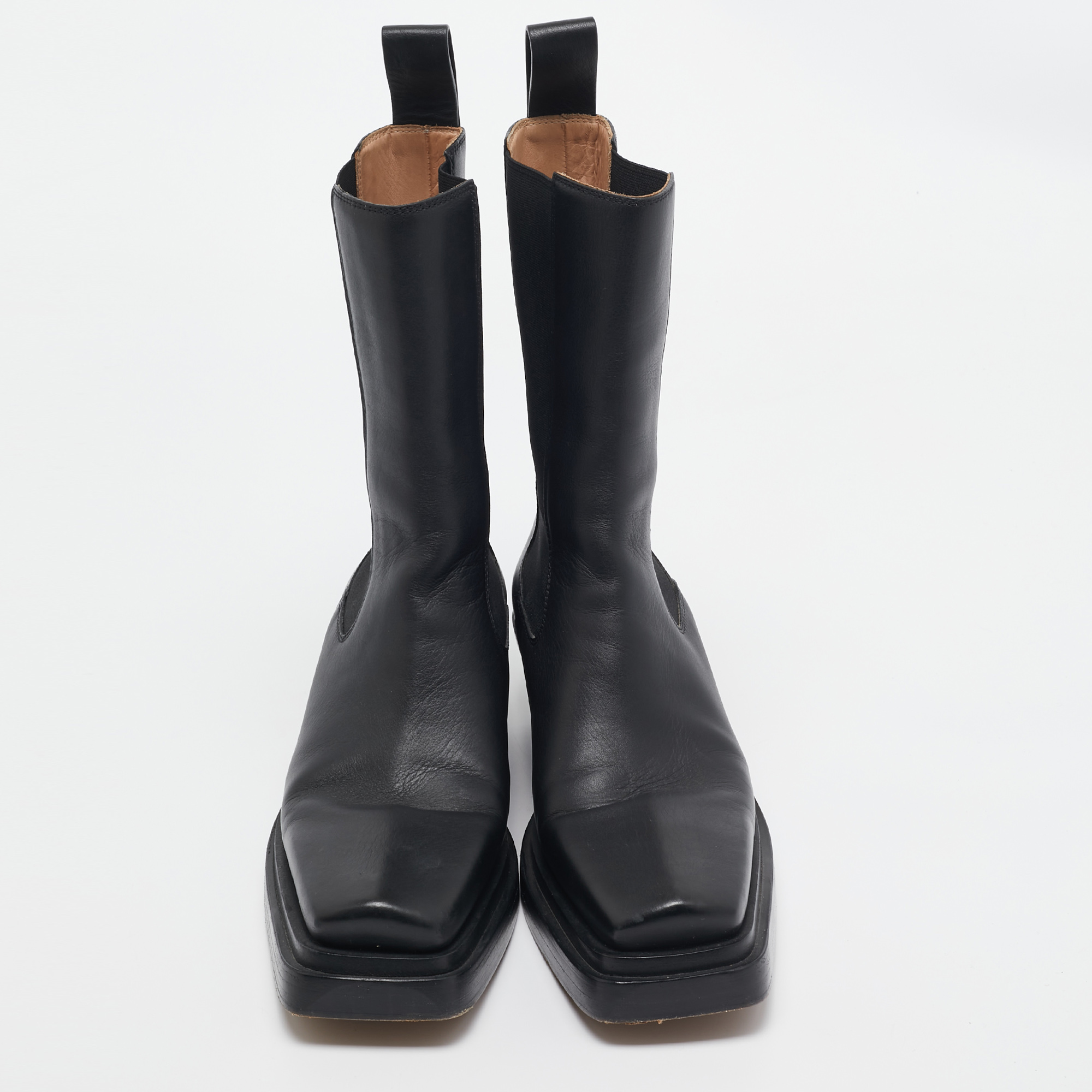 Bottega Veneta Black Leather Chelsea Boots Size 37.5