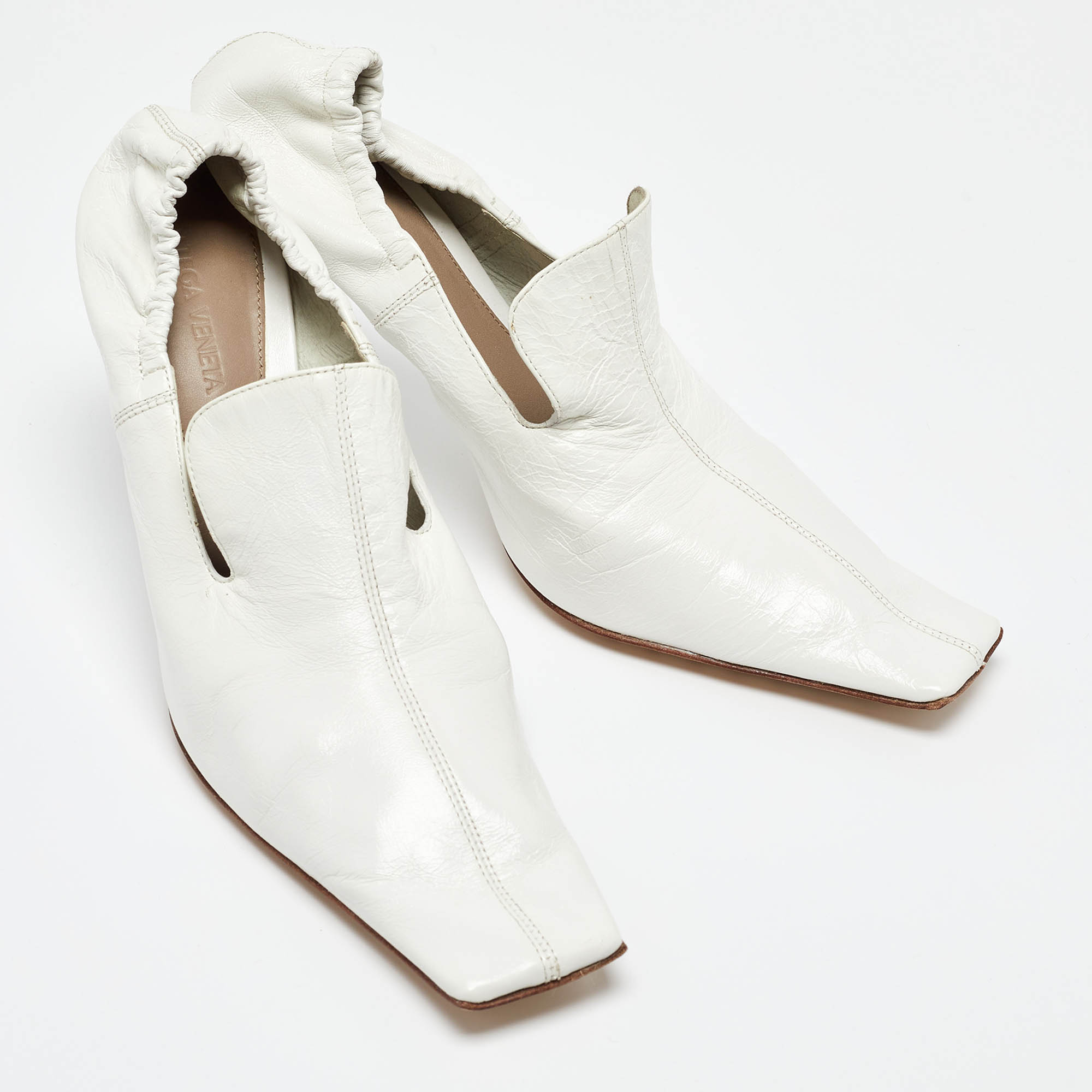 Bottega Veneta White Leather Square Toe Pumps Size 38