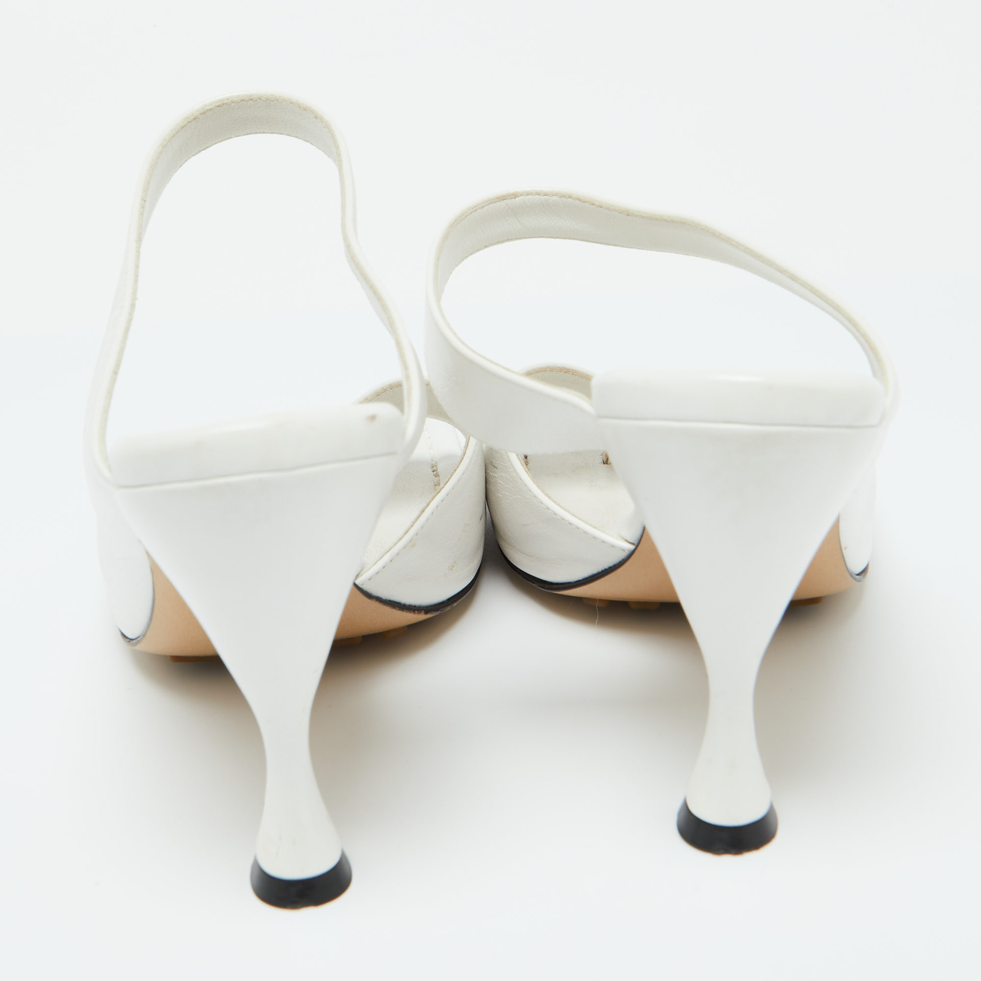 Bottega Veneta White Leather Thong Slide Sandals Size 37.5