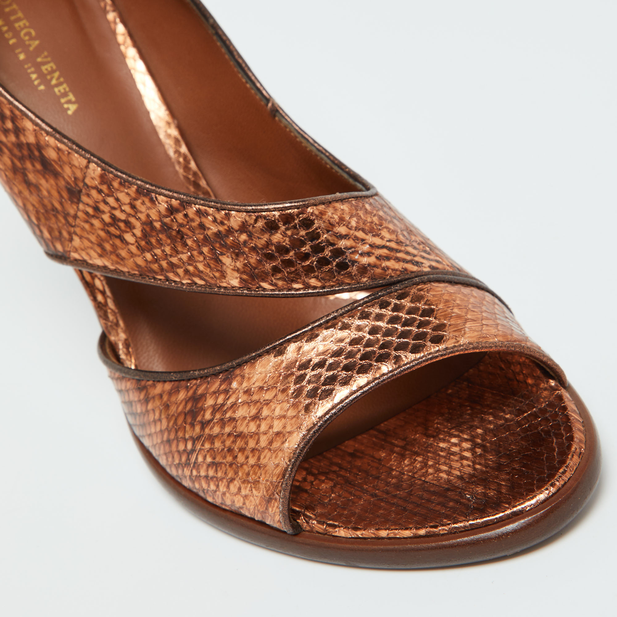 Bottega Veneta Metallic Copper Snakeskin Embossed Leather Pumps Size 38