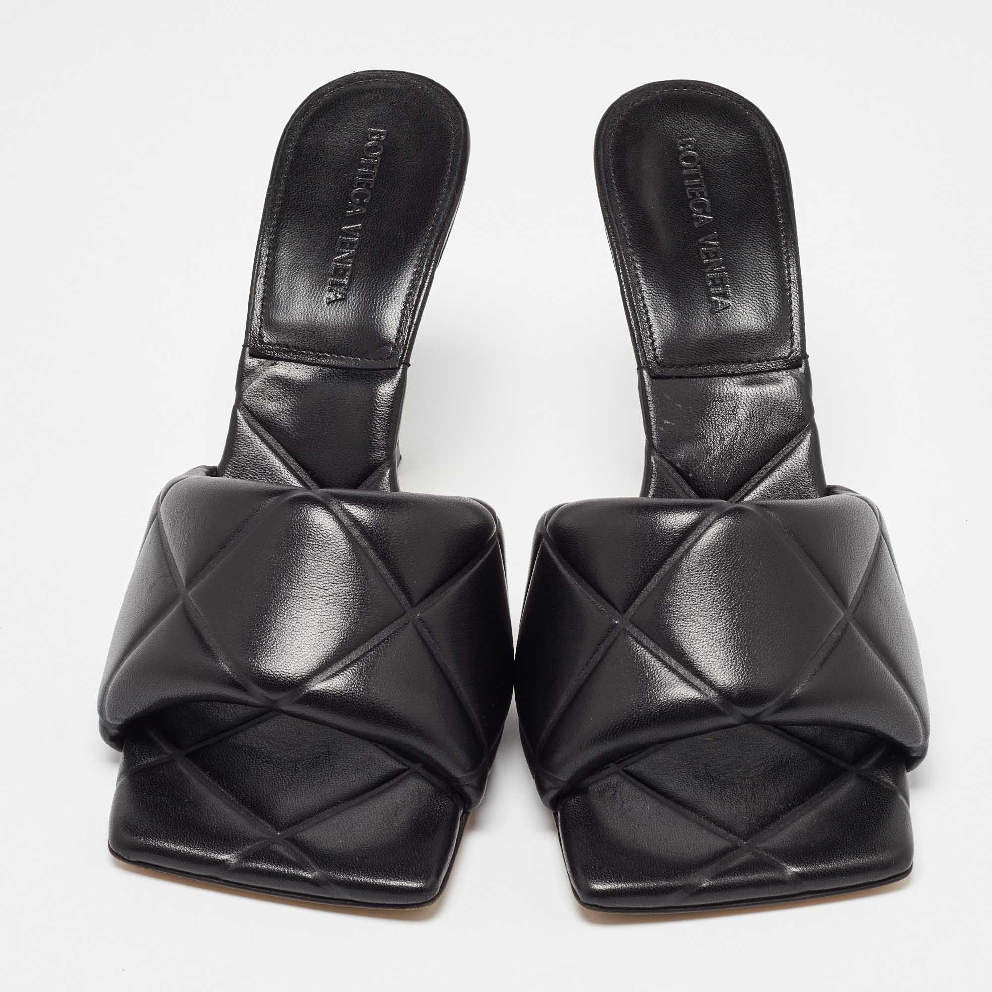 Bottega Veneta Black Leather Lido Slide Sandals Size 40