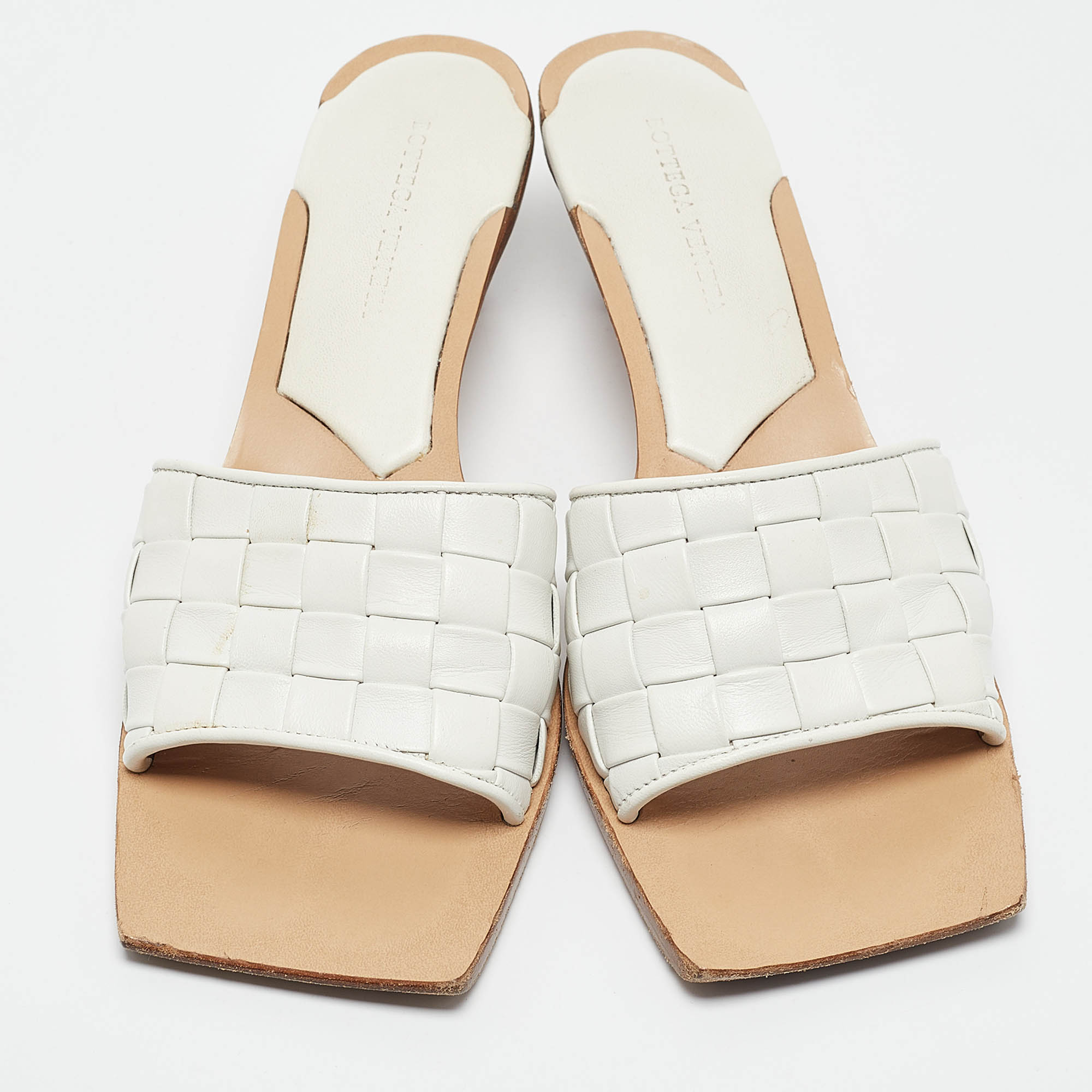 Bottega Veneta White Intrecciato Leather Slide Sandals Size 39