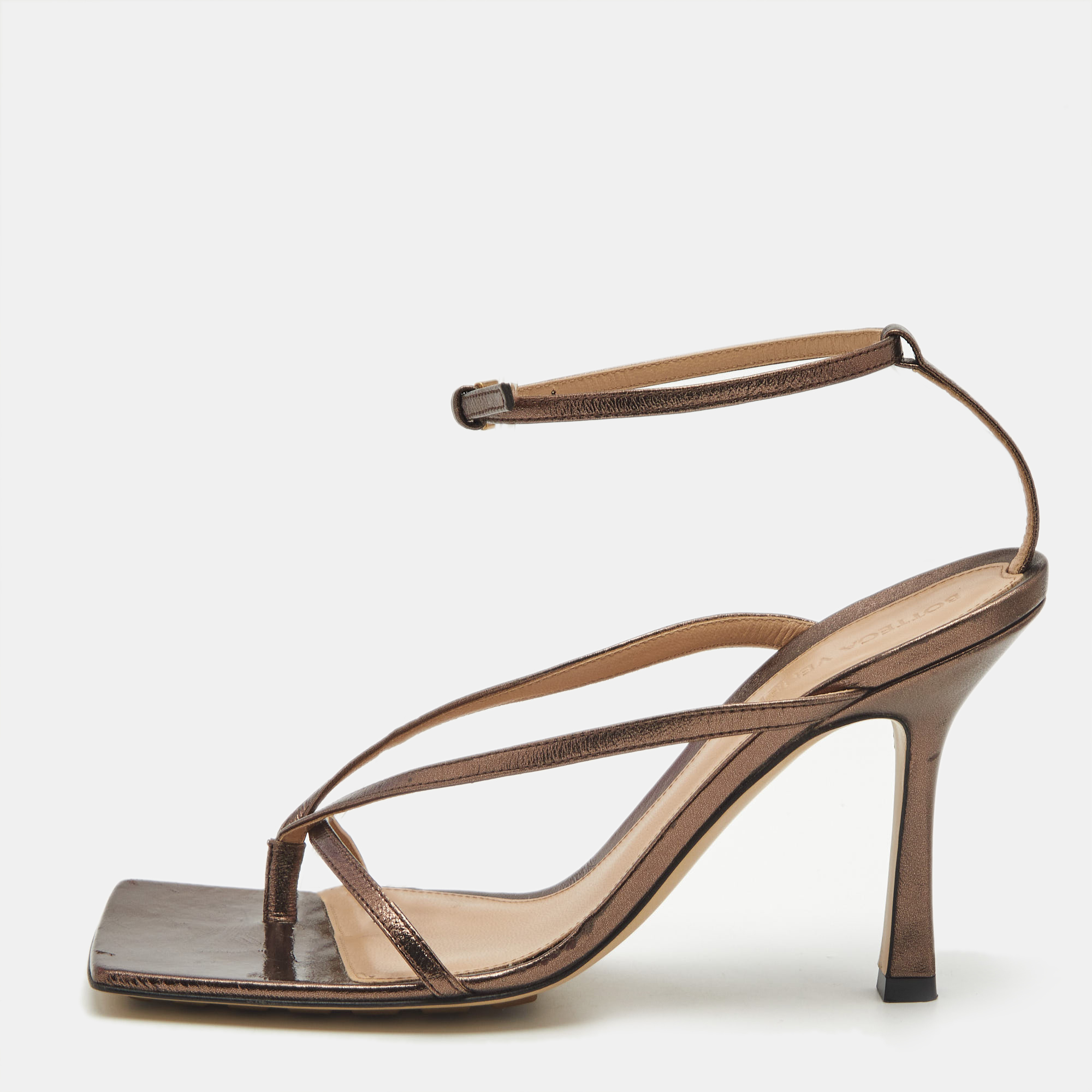 Bottega Veneta Metallic Brown Leather Stretch Ankle Strap Sandals Size
Bottega Veneta Metallic Brown Leather Stretch Ankle Strap Sandals Size