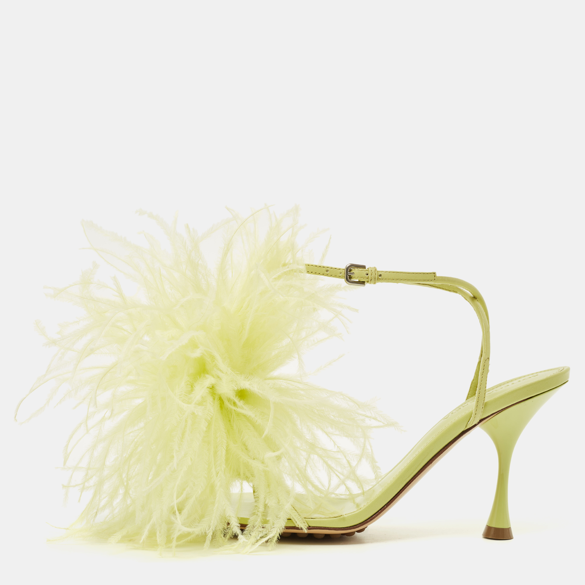 Bottega Veneta Dot Size Green Feather and Leather Ankle Strap Sandals
Bottega Veneta Dot Size Green Feather and Leather Ankle Strap Sandals