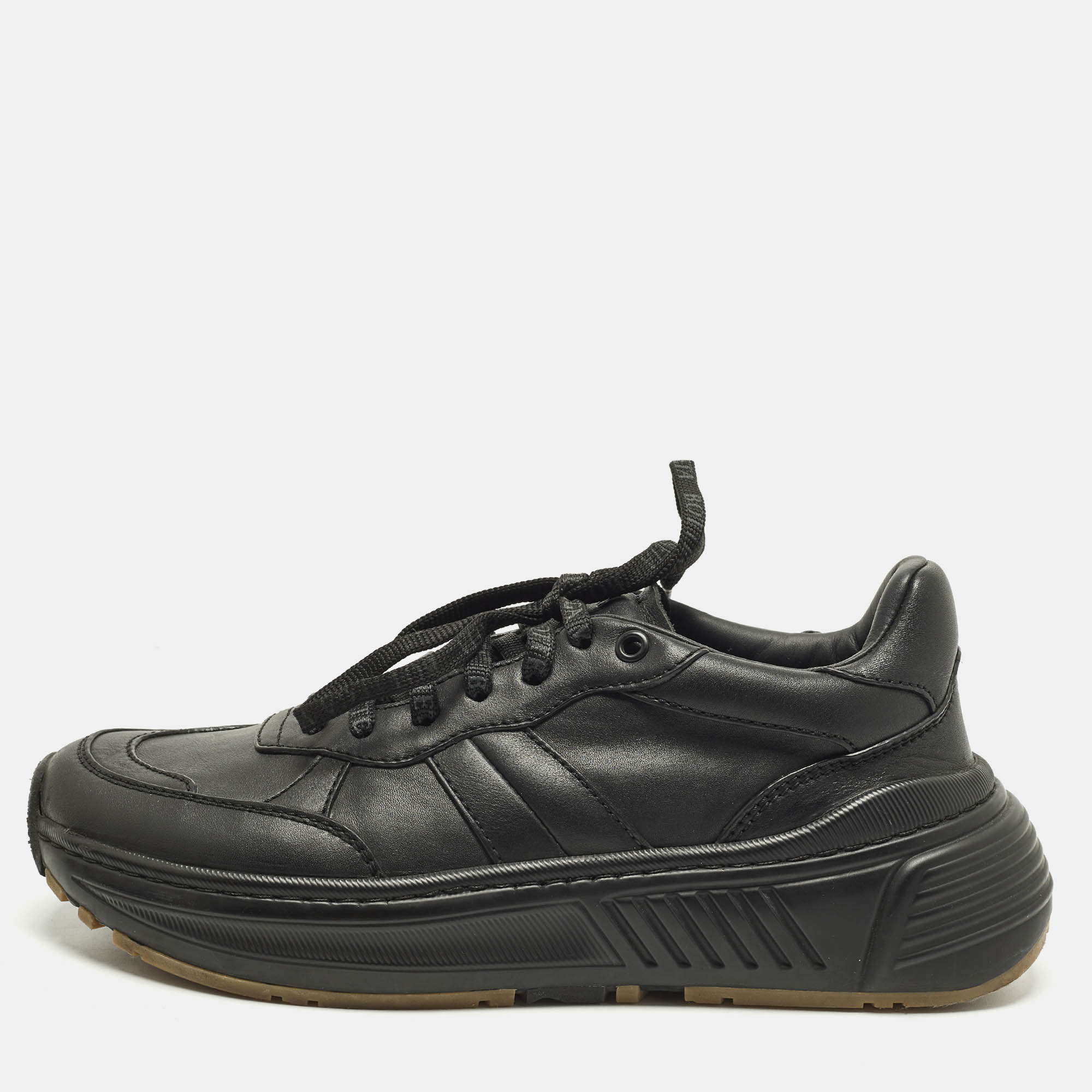 Bottega Veneta Speedster Size Black Leather Low Top Sneakers
Bottega Veneta Speedster Size Black Leather Low Top Sneakers