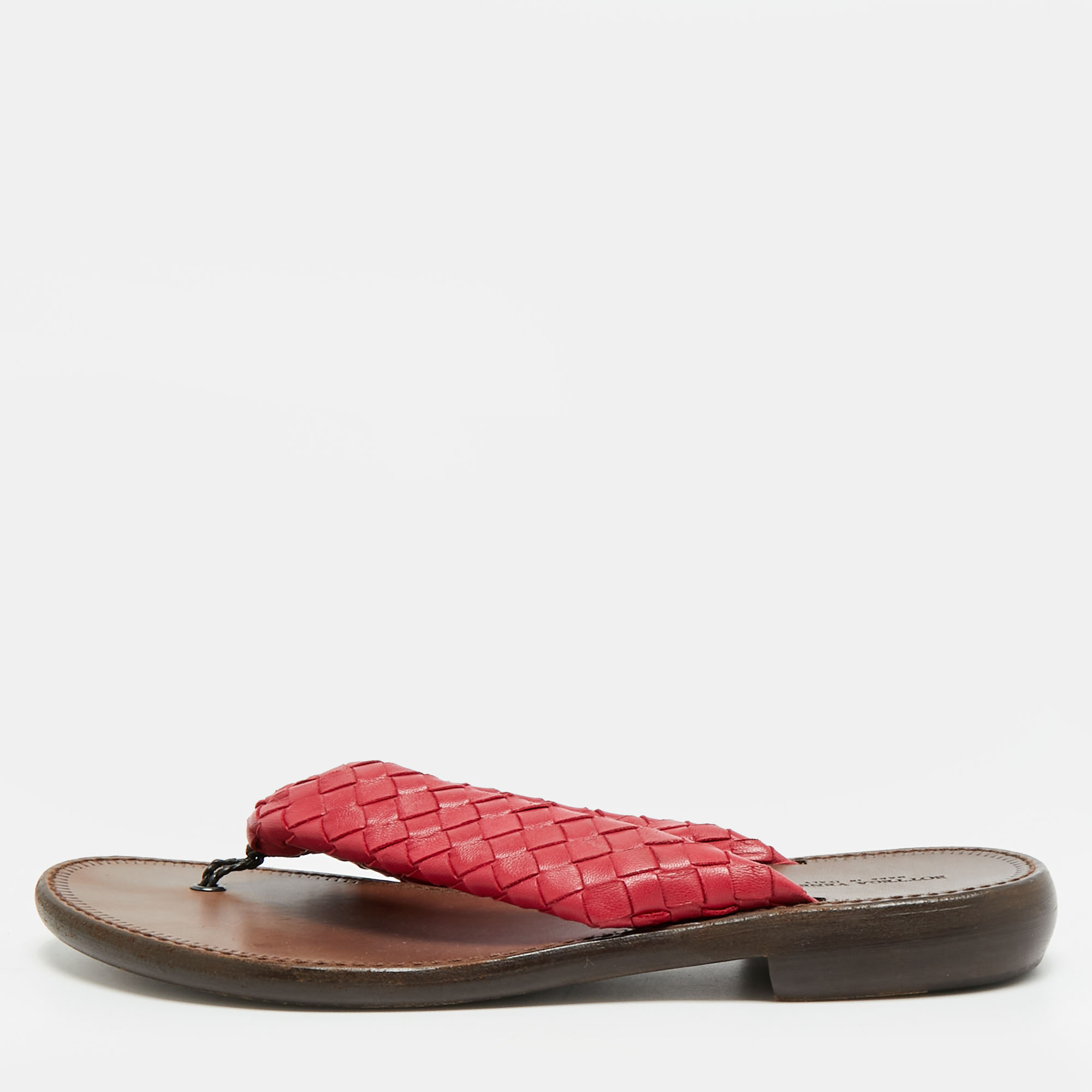 Bottega Veneta Size Red Intrecciato Leather Thong Flats
Bottega Veneta Size Red Intrecciato Leather Thong Flats