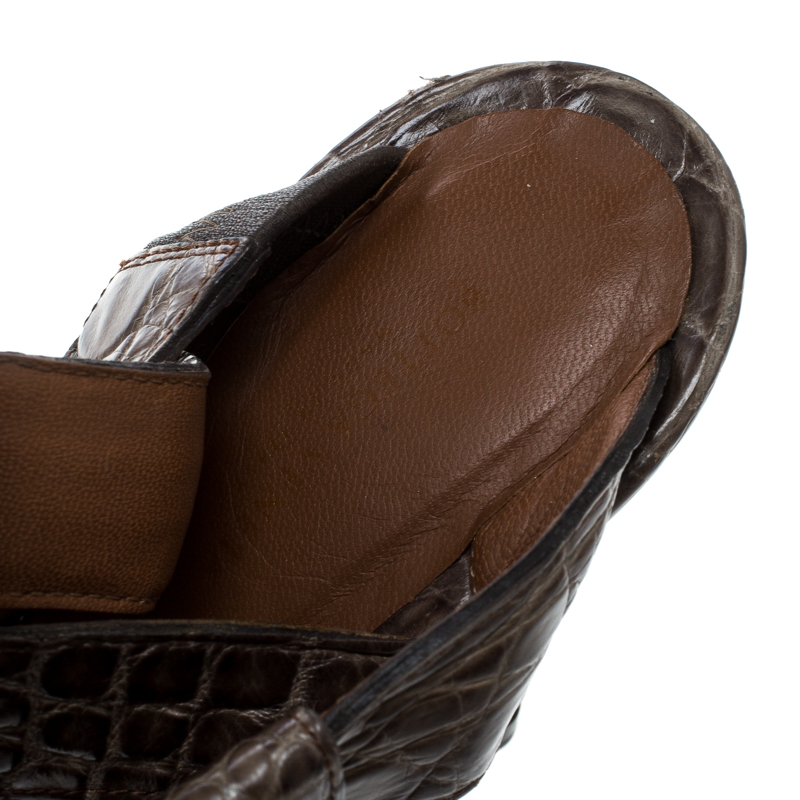Bottega Veneta Brown Alligator Leather Ankle Strap Sandals Size 37.5