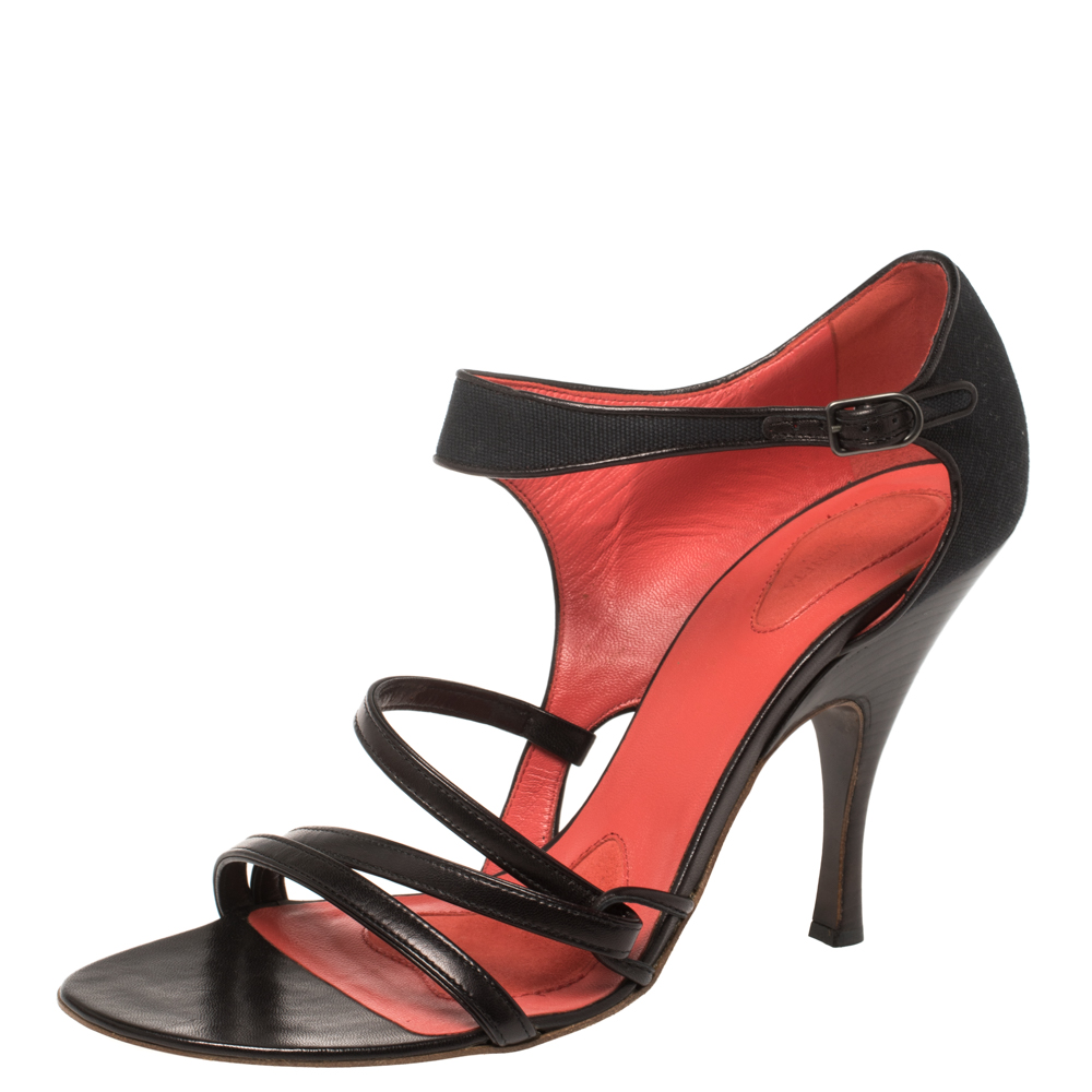 Image of Bottega Veneta Black Canvas and Leather Sandals Size