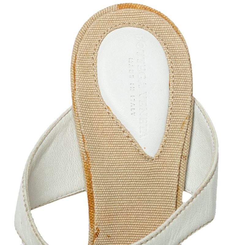 Bottega Veneta White Leather Strappy Sandals Size 36