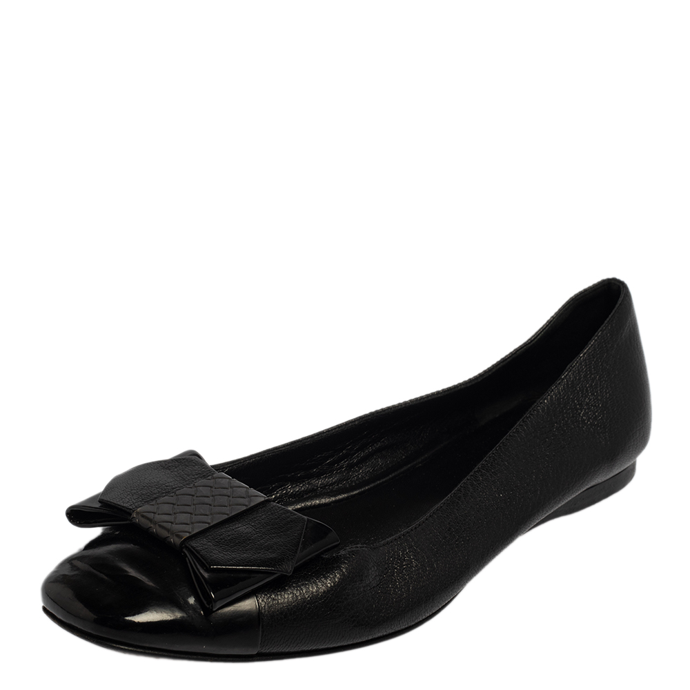 Bottega Veneta Black Leather And Patent Bow Ballet Flats Size 39