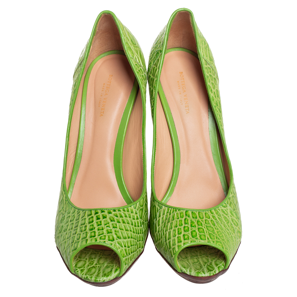 Bottega Veneta Green Alligator Leather Peep Toe Pumps Size 40