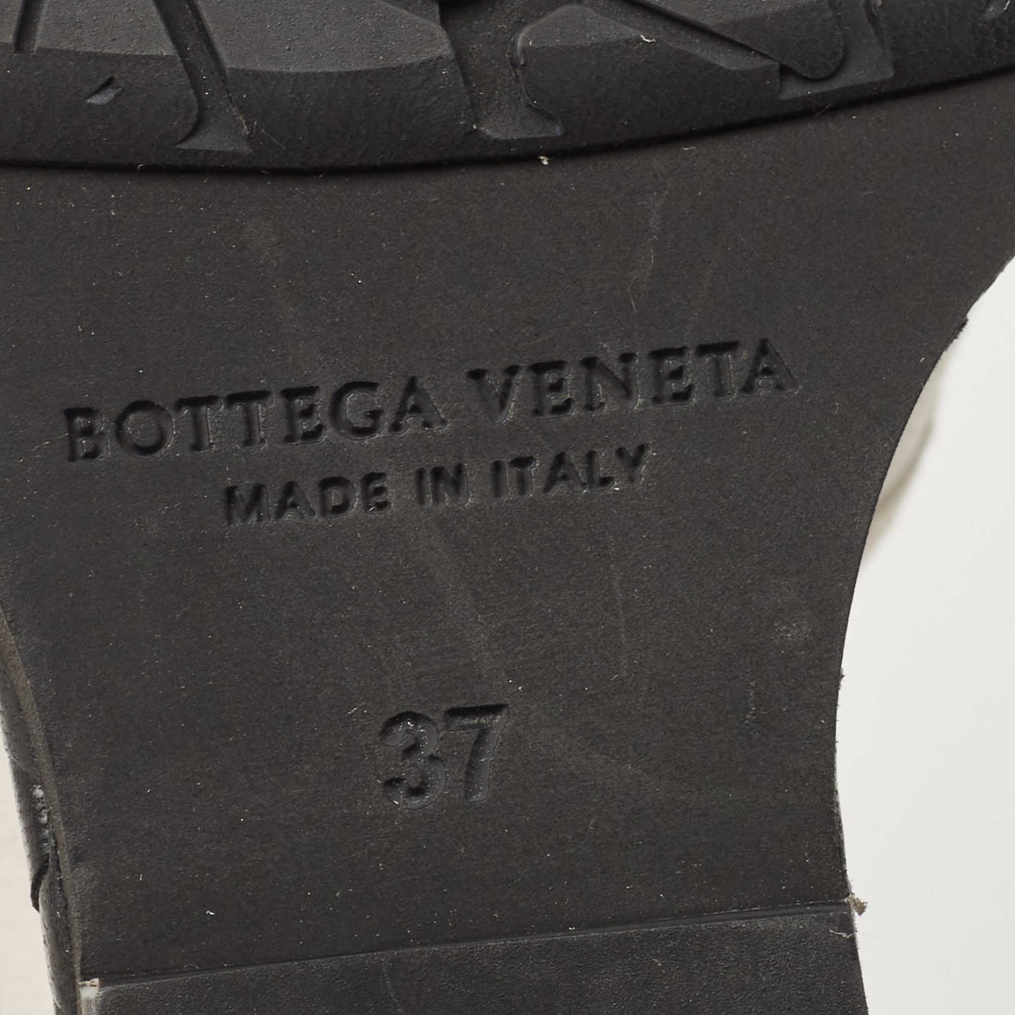 Bottega Veneta White/Black Leather And Suede Slingback Wedge Pumps Size 37