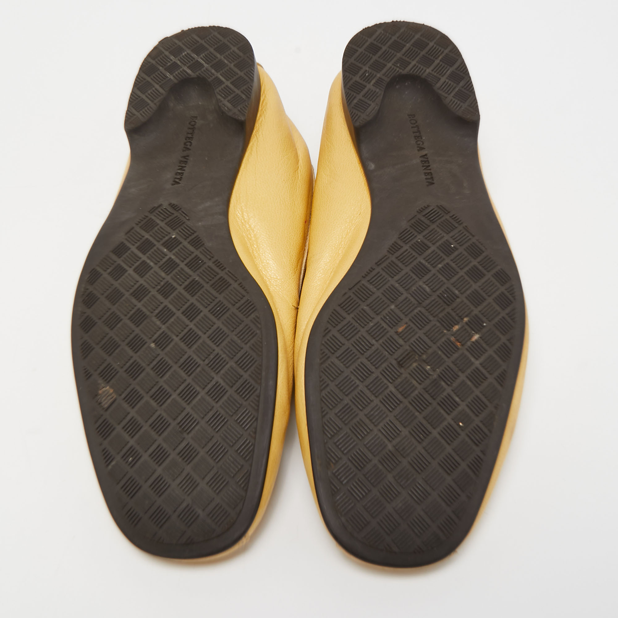 Bottega Veneta Yellow Intrecciato Leather Slip On Loafers Size 35